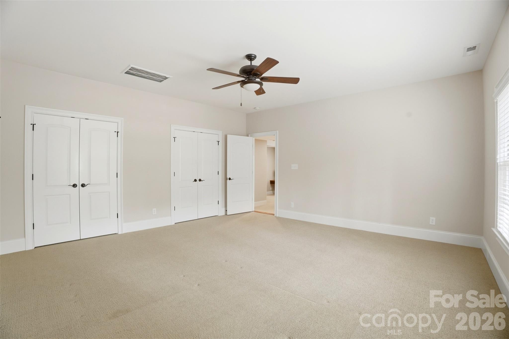 1405 Elmsford Lane — Matthews