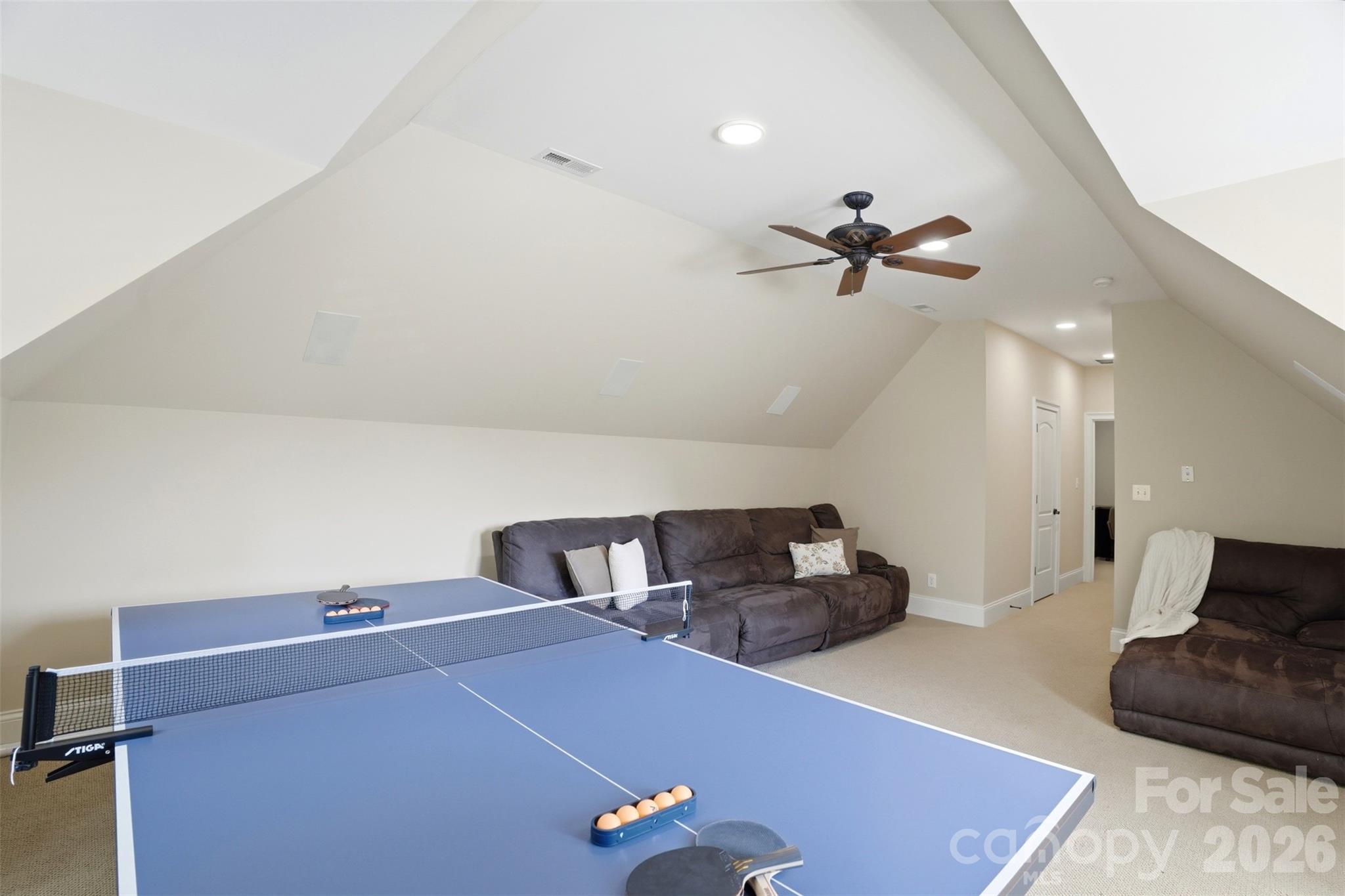 1405 Elmsford Lane — Matthews