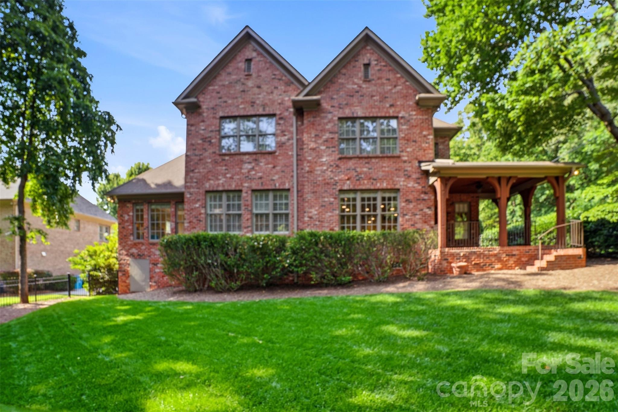 1405 Elmsford Lane — Matthews