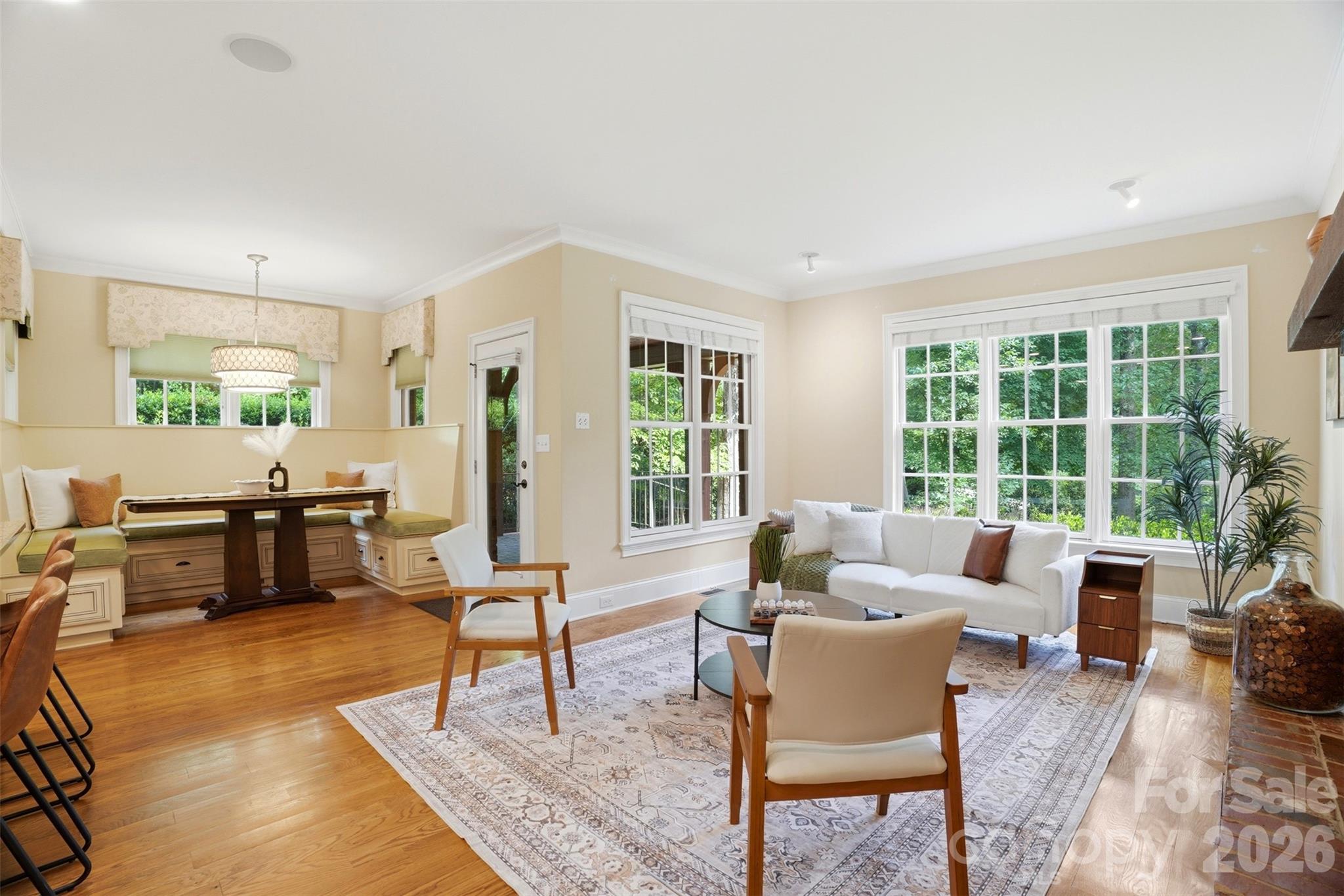 1405 Elmsford Lane — Matthews