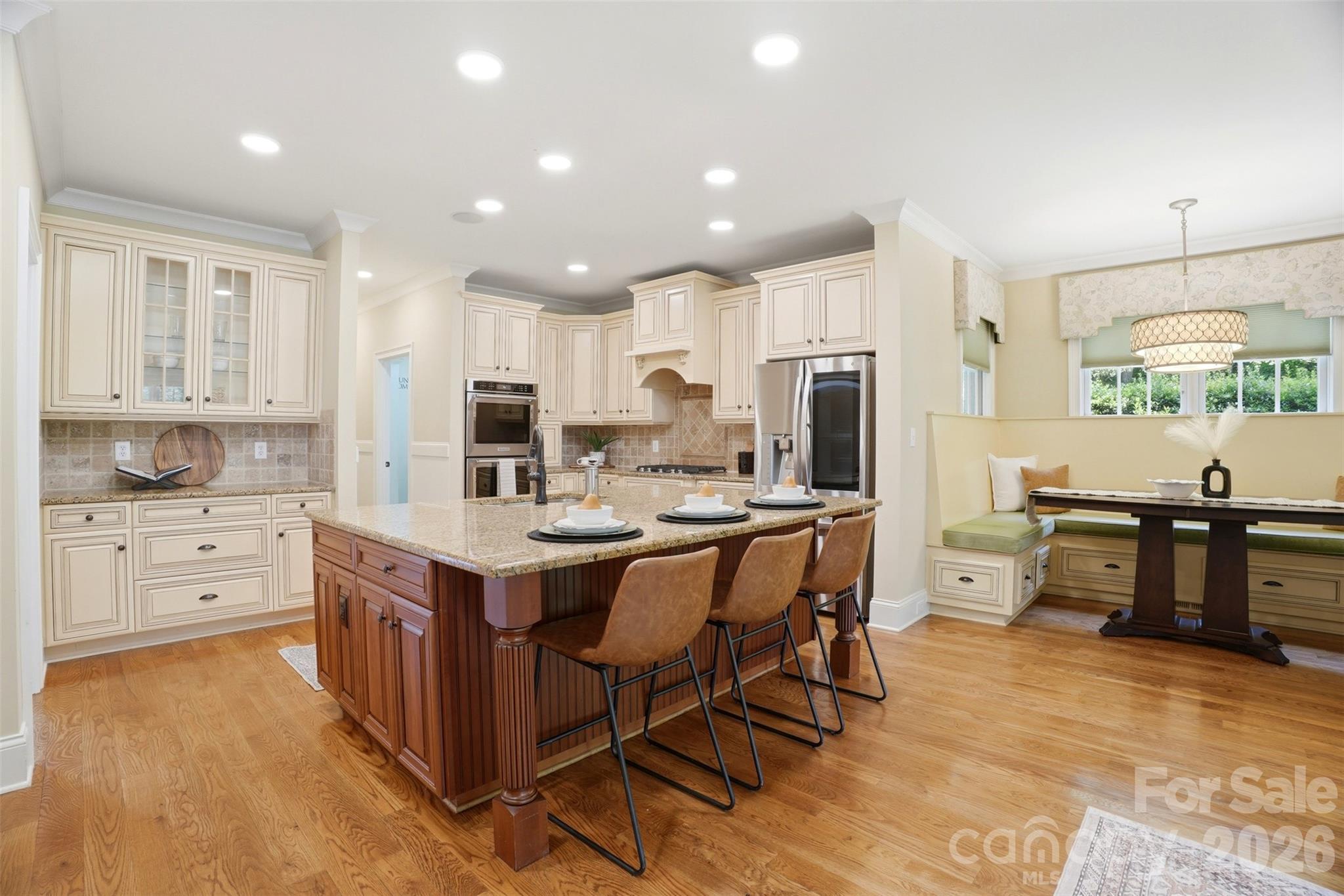 1405 Elmsford Lane — Matthews