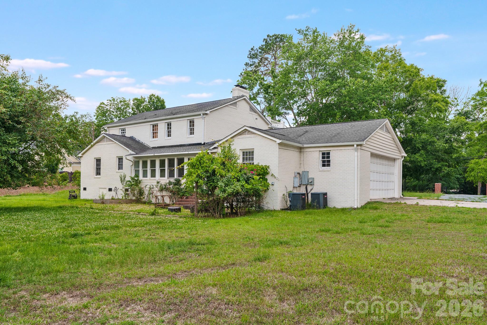 408 N Providence Street — Waxhaw