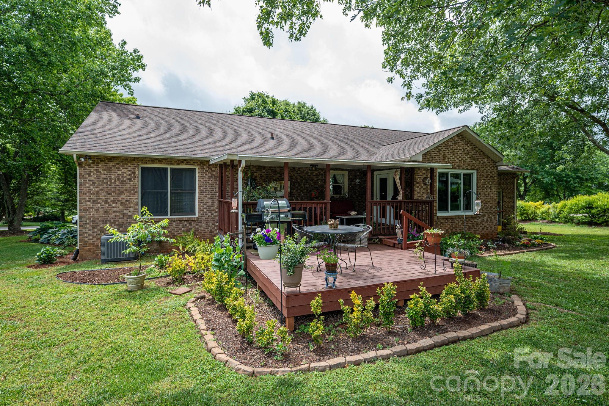 3815 Wild Cherry Road — Shelby