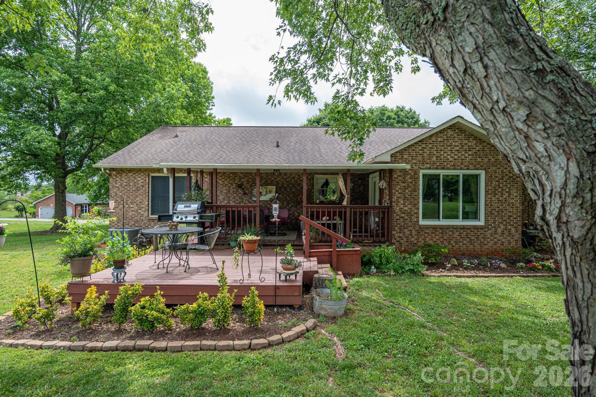 3815 Wild Cherry Road — Shelby