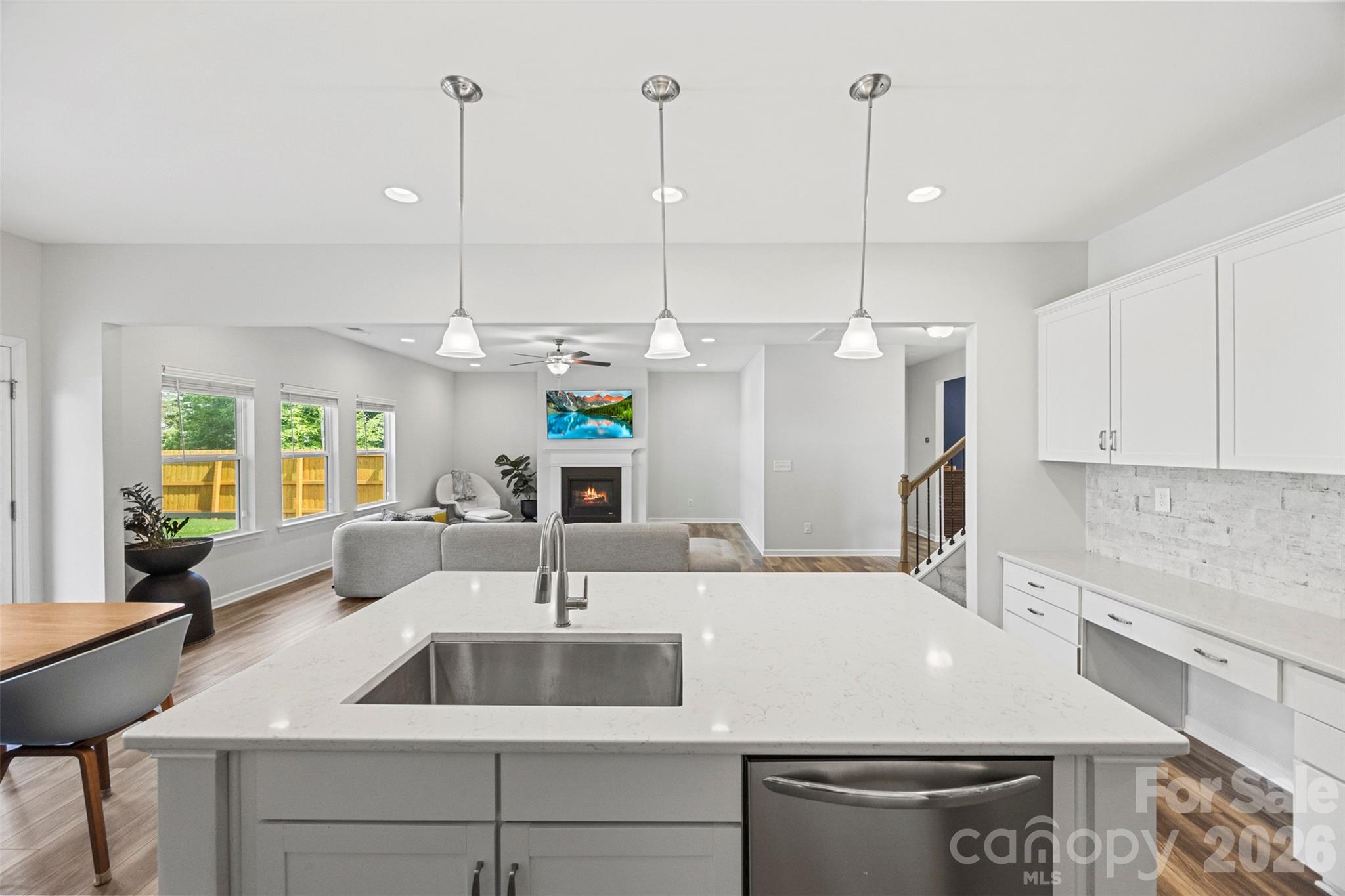 240 Cramerton Mills Parkway — Cramerton