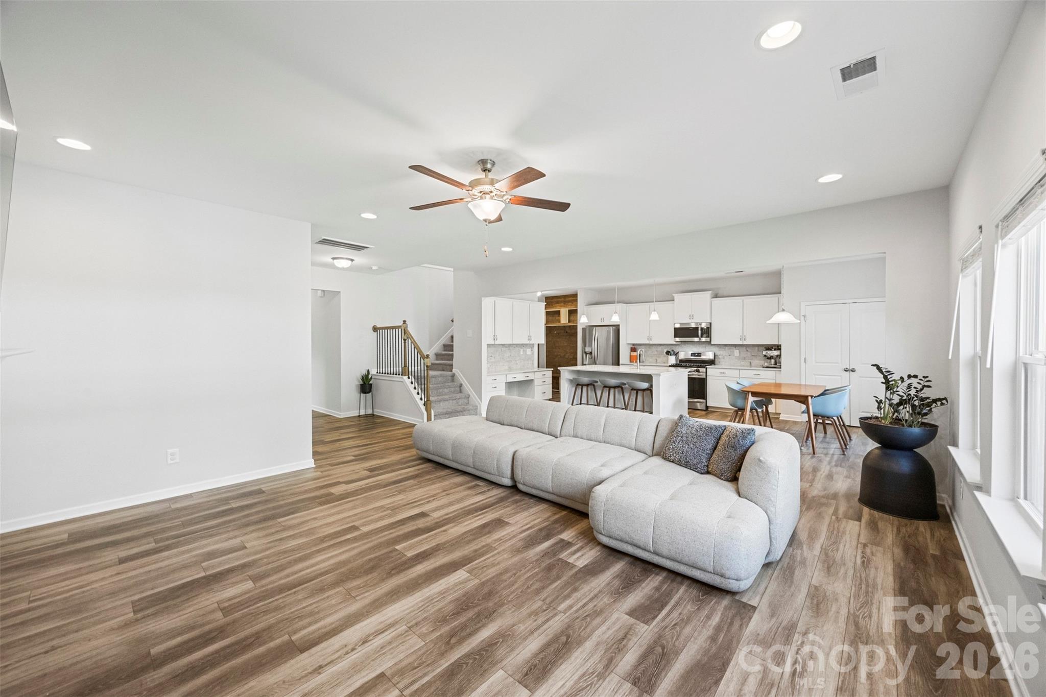 240 Cramerton Mills Parkway — Cramerton