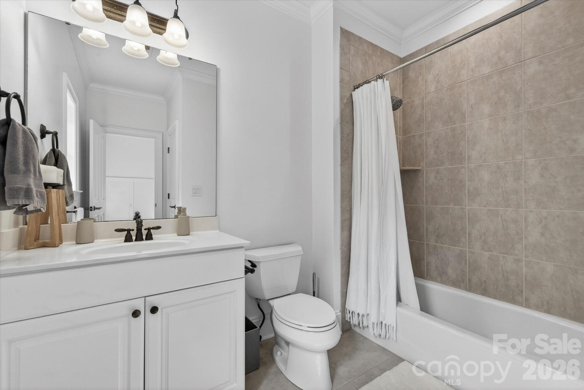 8709 Victory Gallop Court — Waxhaw