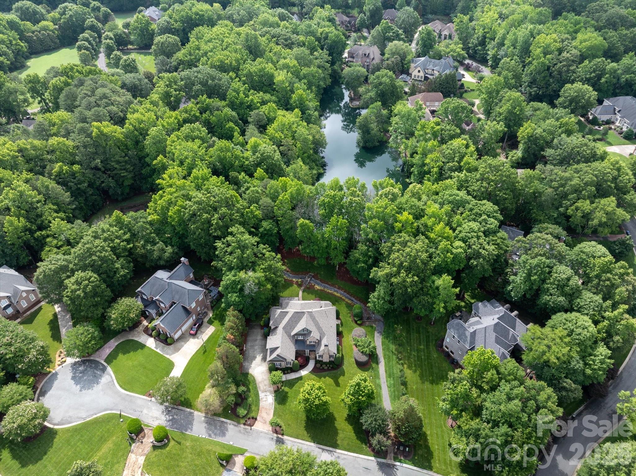 8709 Victory Gallop Court — Waxhaw