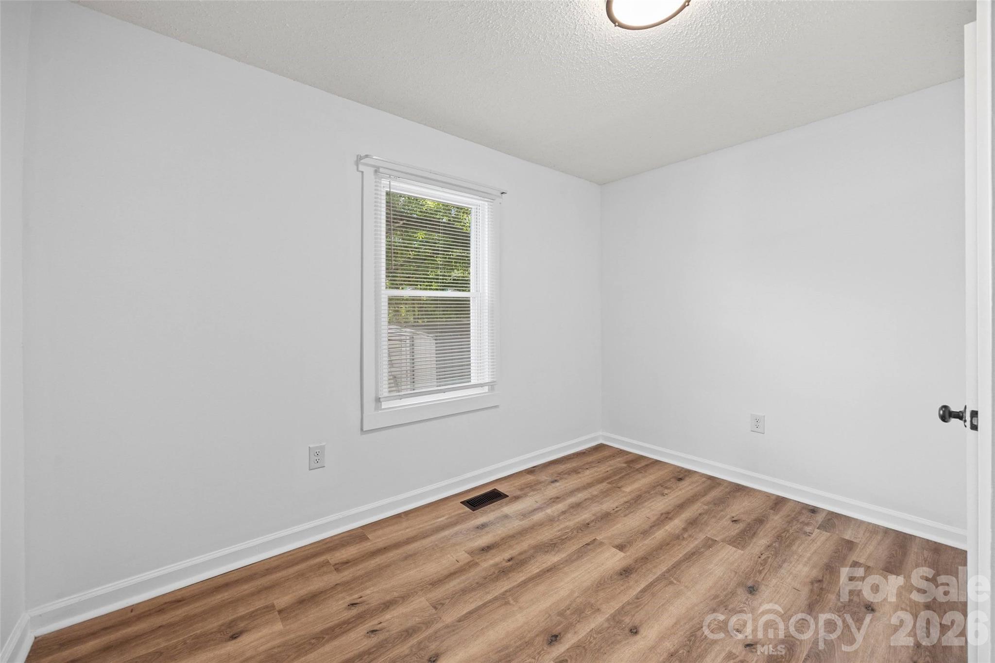 604 Mauney Avenue — Kings Mountain