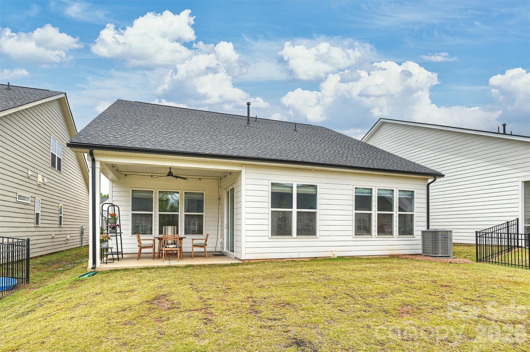 8044 Brookbank Drive — Charlotte