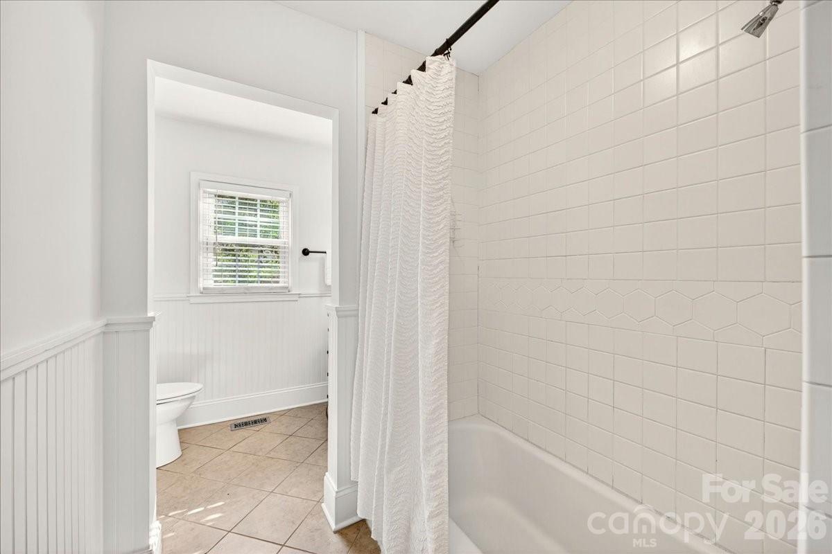 1333 Woodland Drive — Charlotte