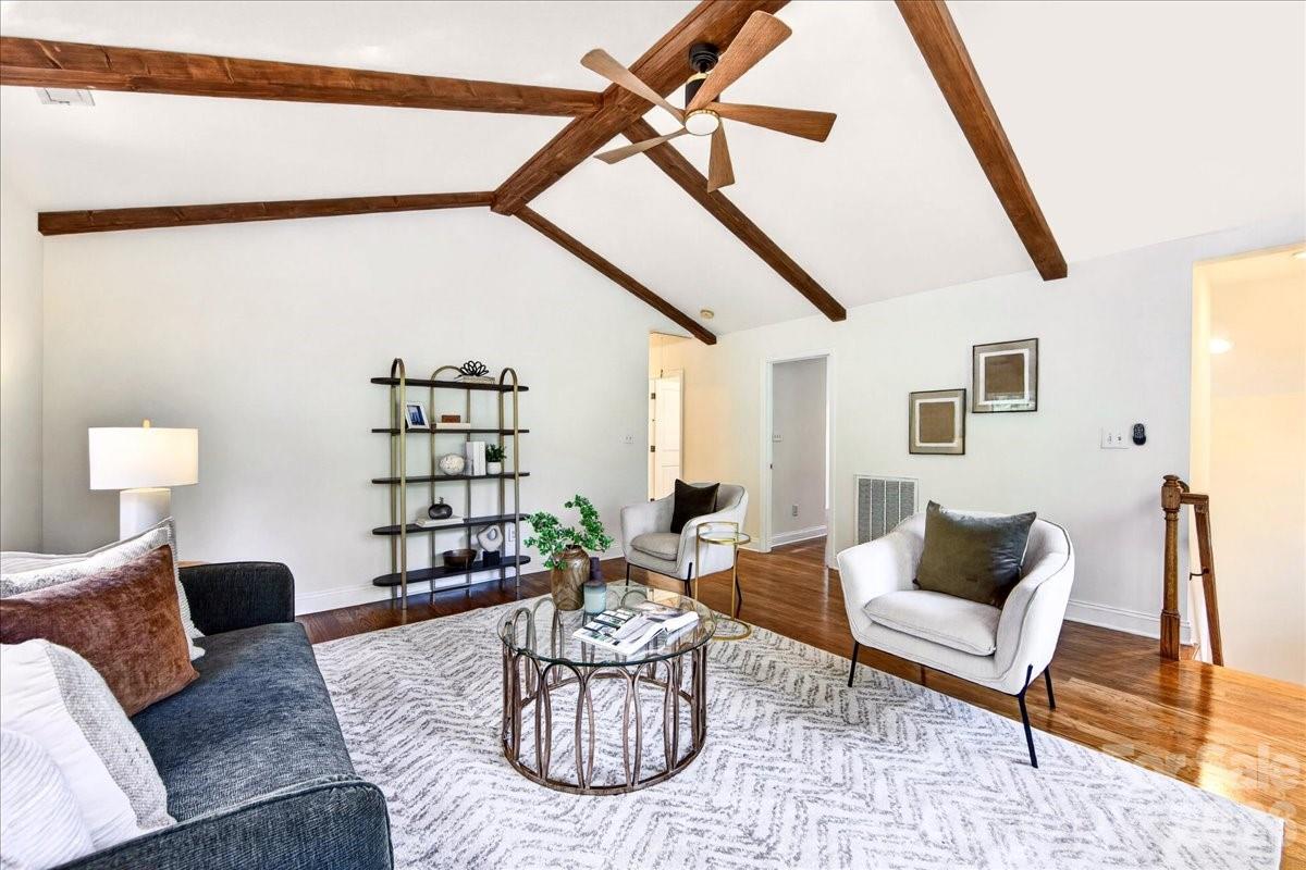 1333 Woodland Drive — Charlotte