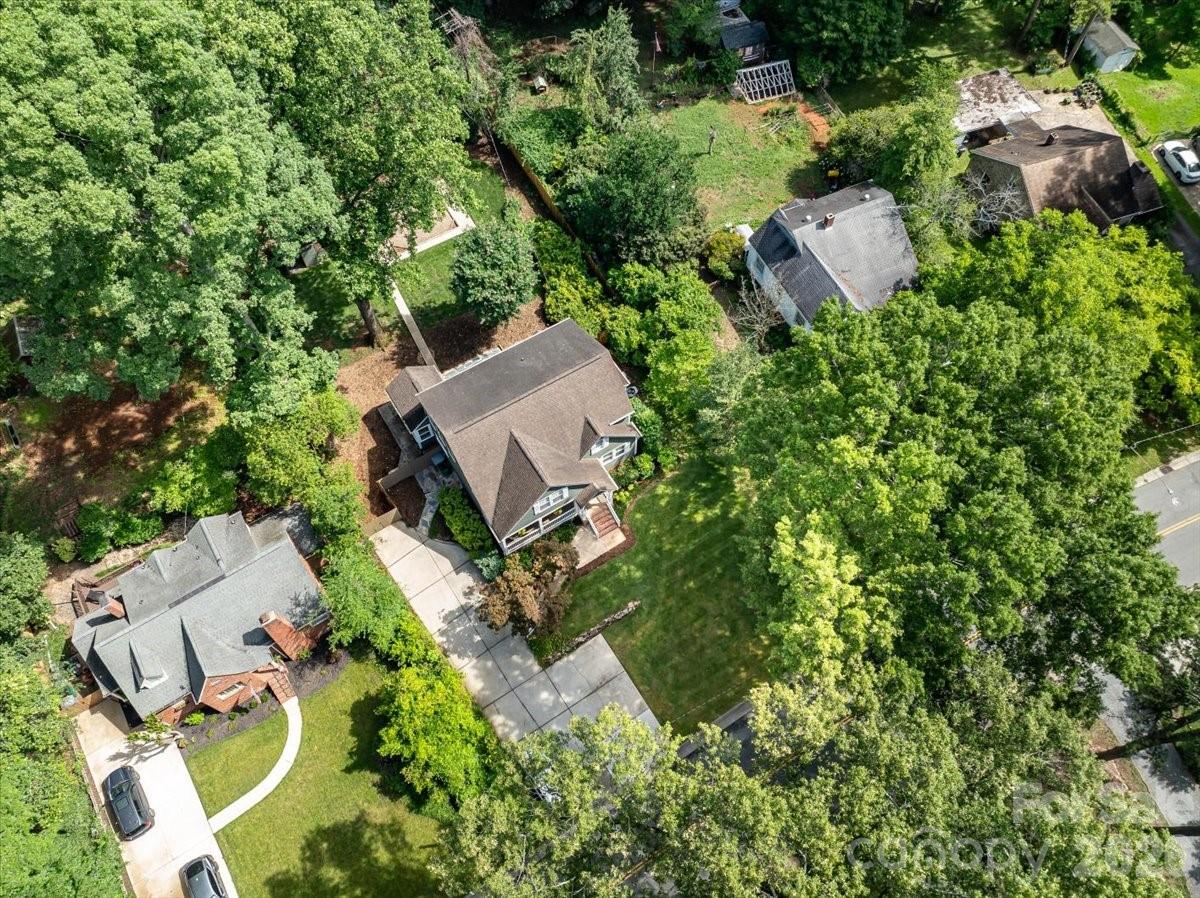 1333 Woodland Drive — Charlotte