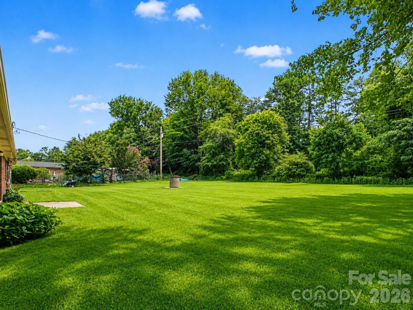 211 Lakeview Road — Cherryville