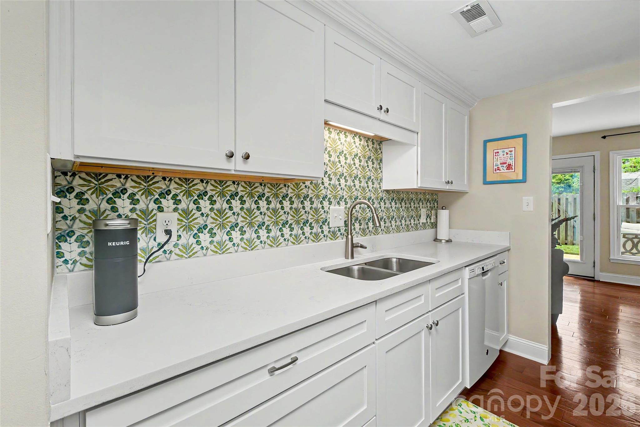 8333 Knights Bridge Road — Charlotte
