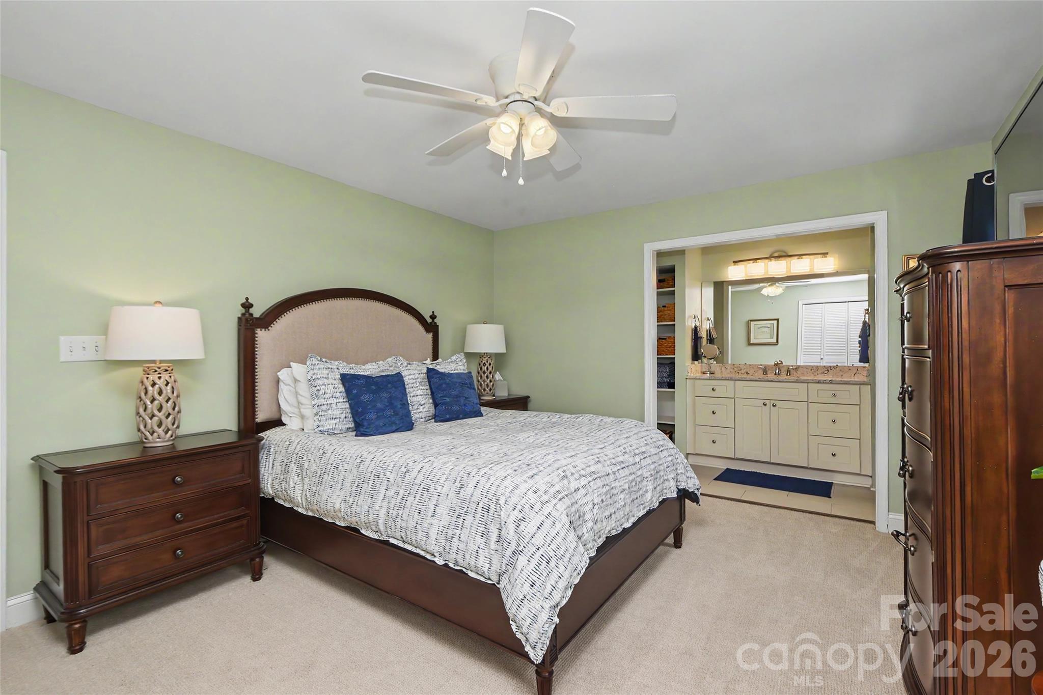 8333 Knights Bridge Road — Charlotte