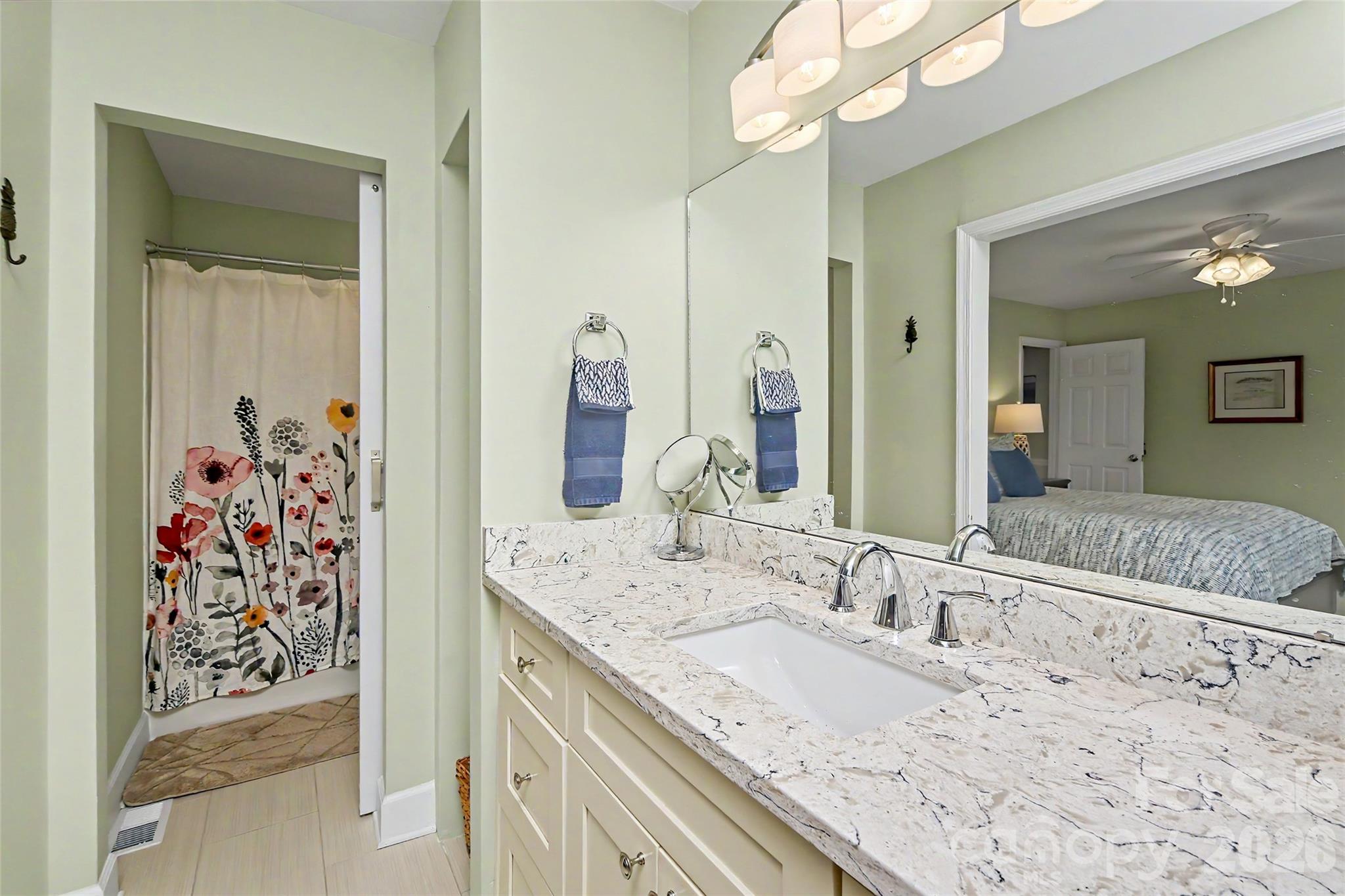 8333 Knights Bridge Road — Charlotte