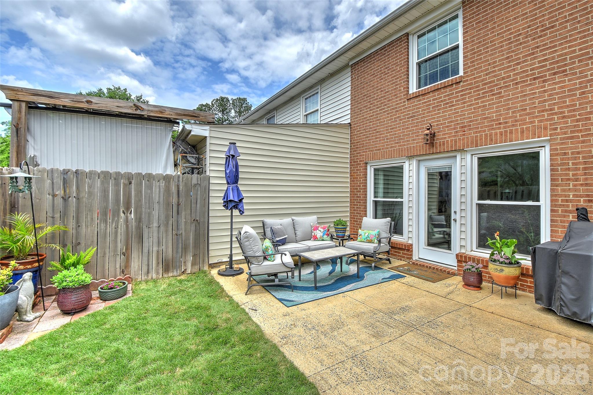 8333 Knights Bridge Road — Charlotte
