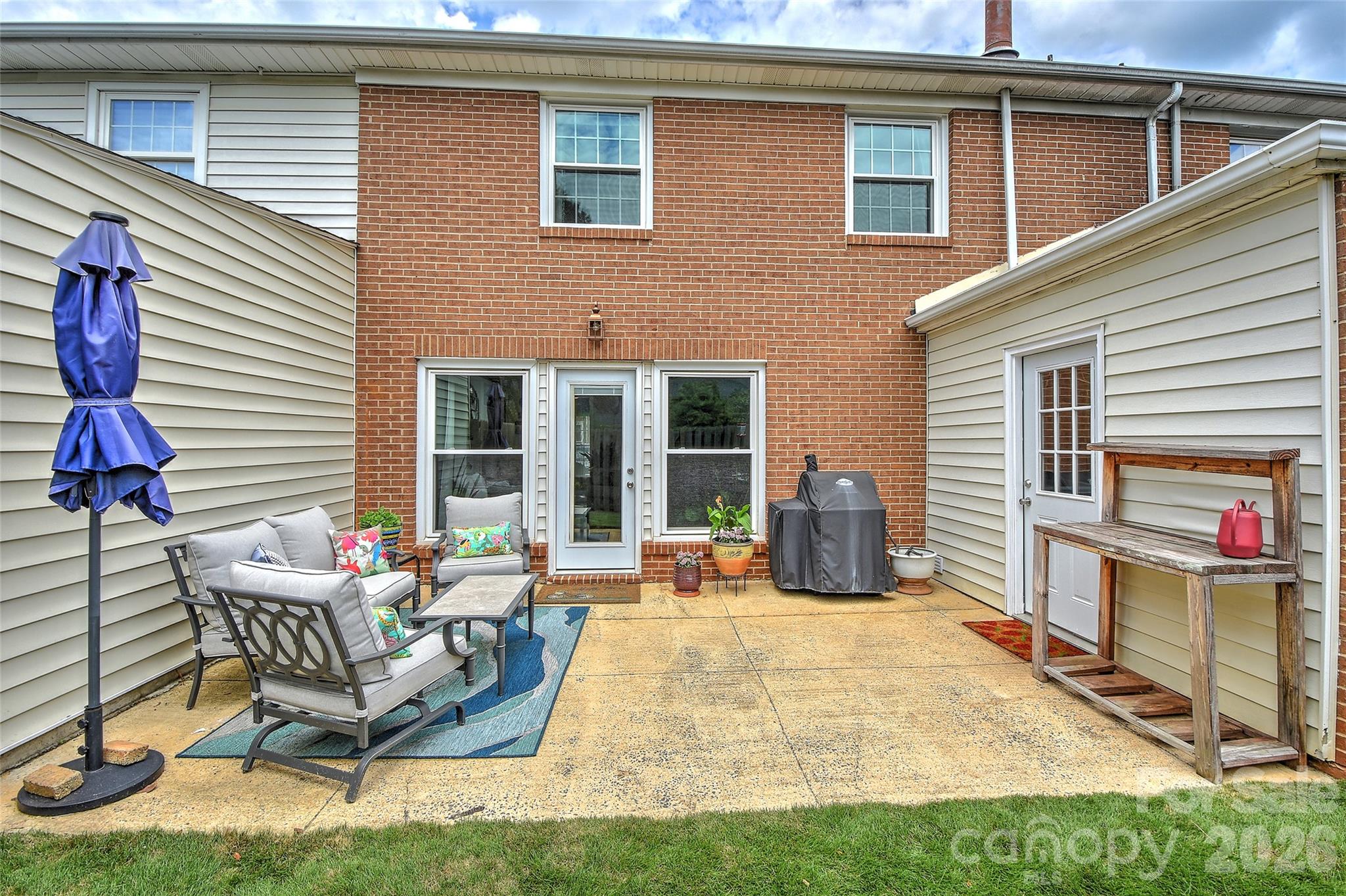 8333 Knights Bridge Road — Charlotte