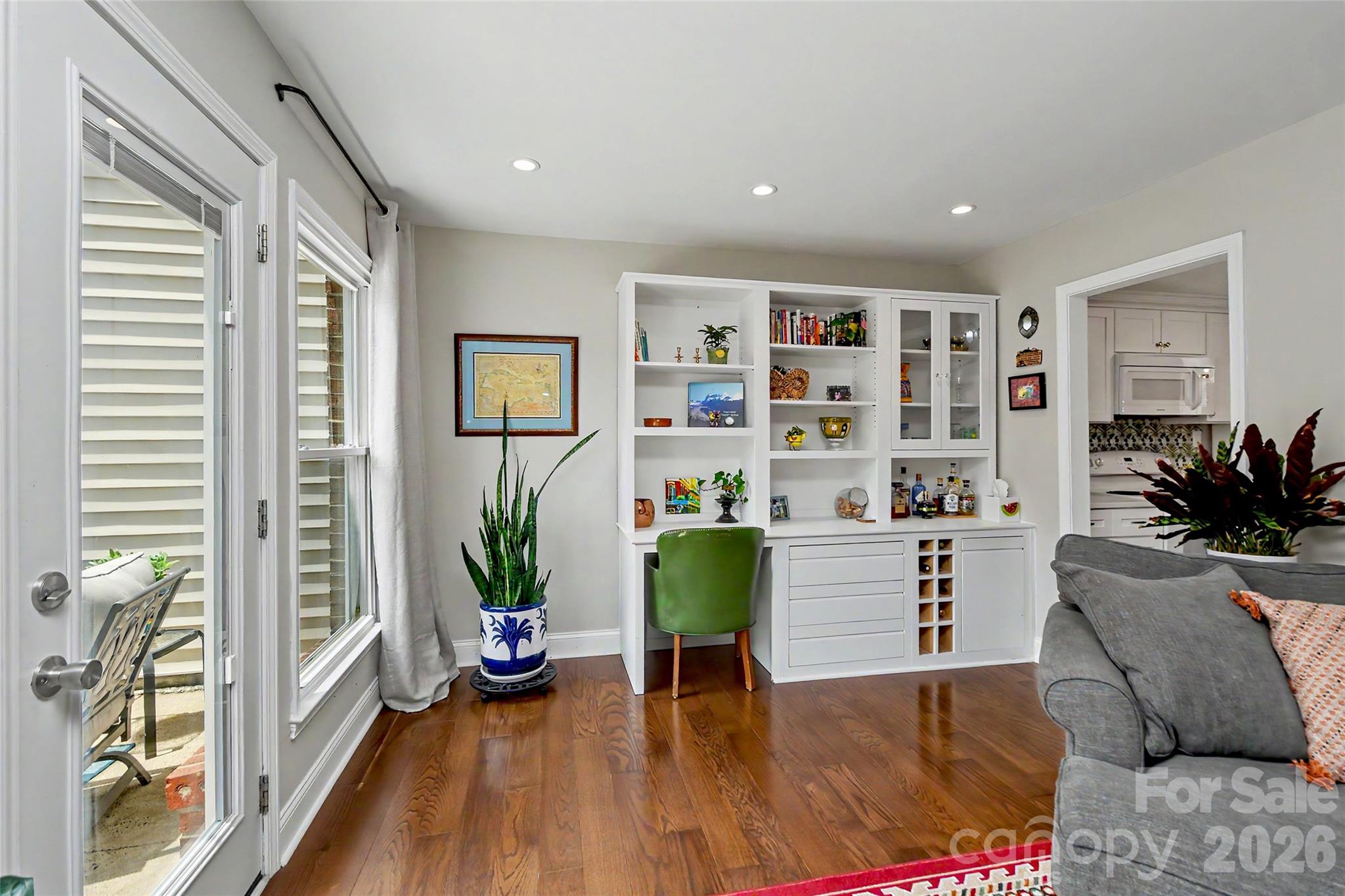 8333 Knights Bridge Road — Charlotte