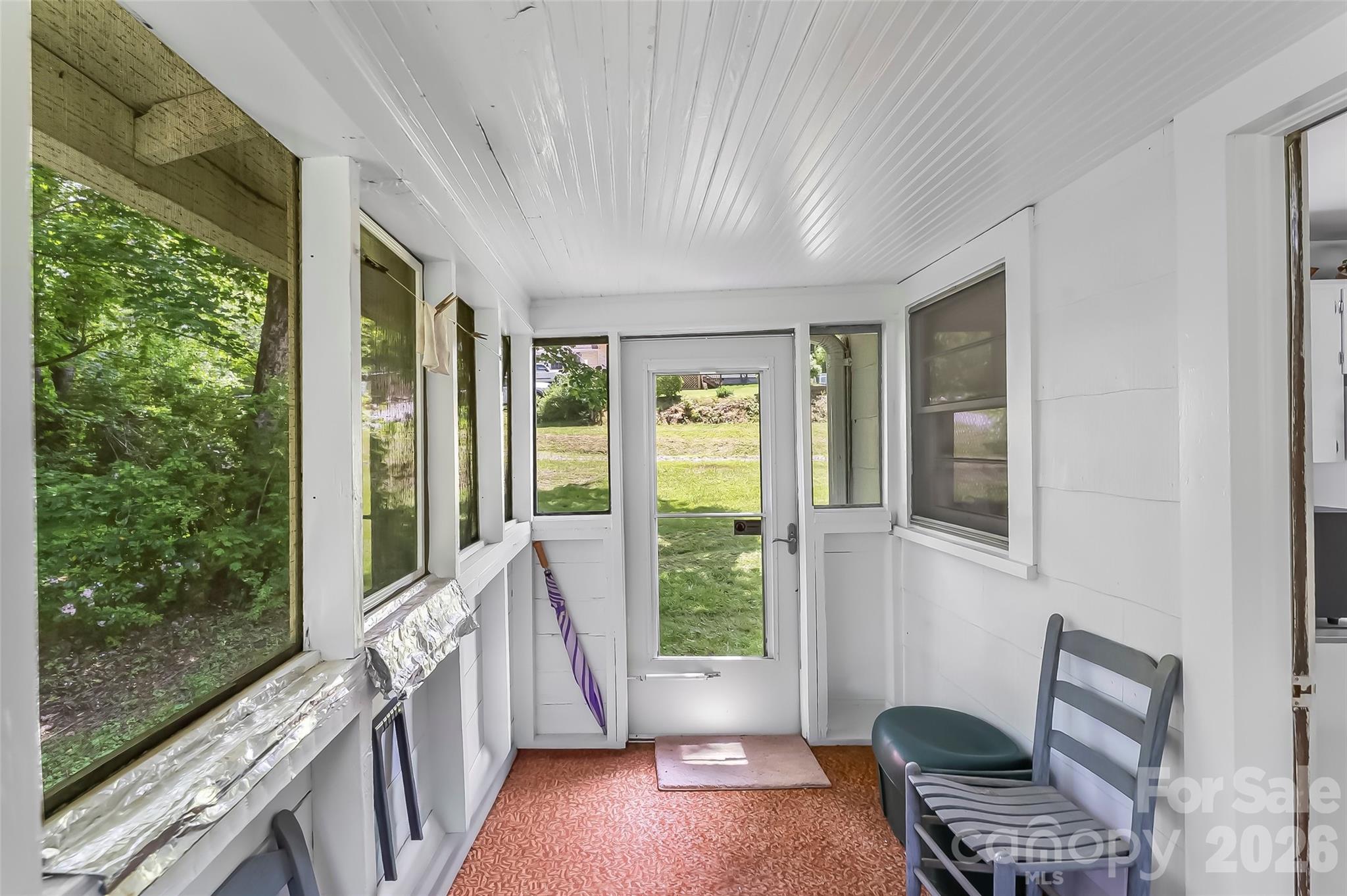 127 Stafford Road — Spruce Pine