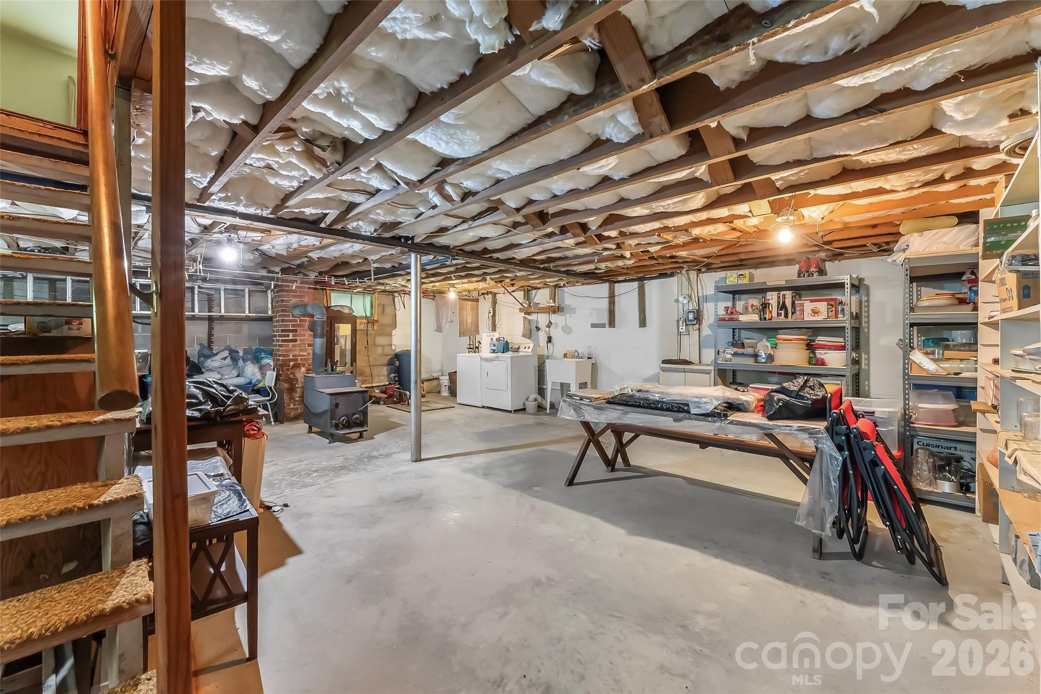 127 Stafford Road — Spruce Pine