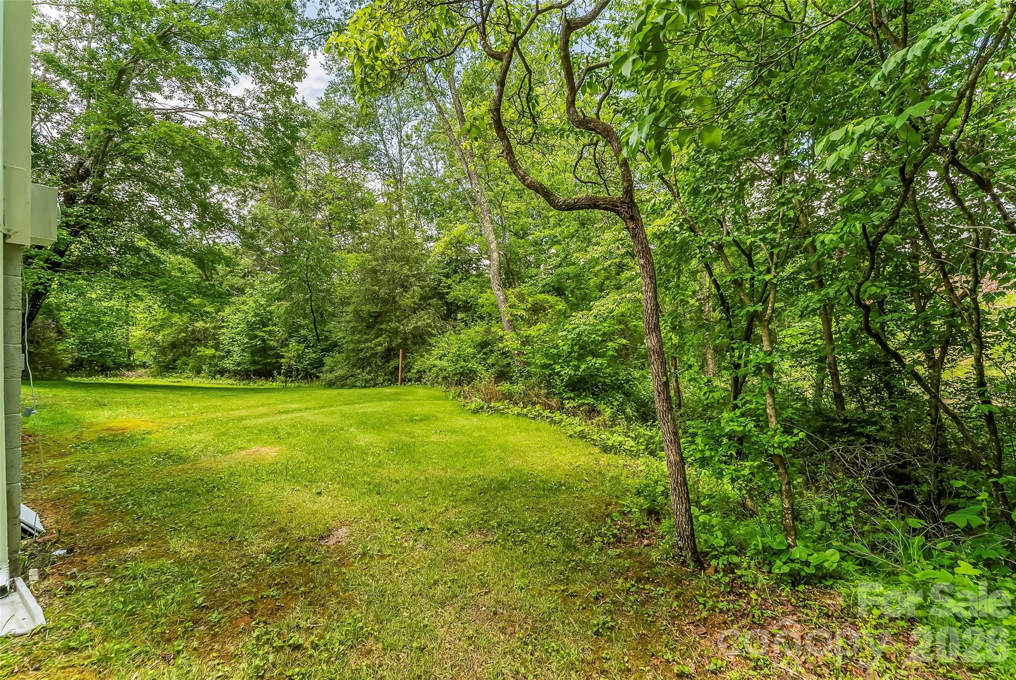 127 Stafford Road — Spruce Pine