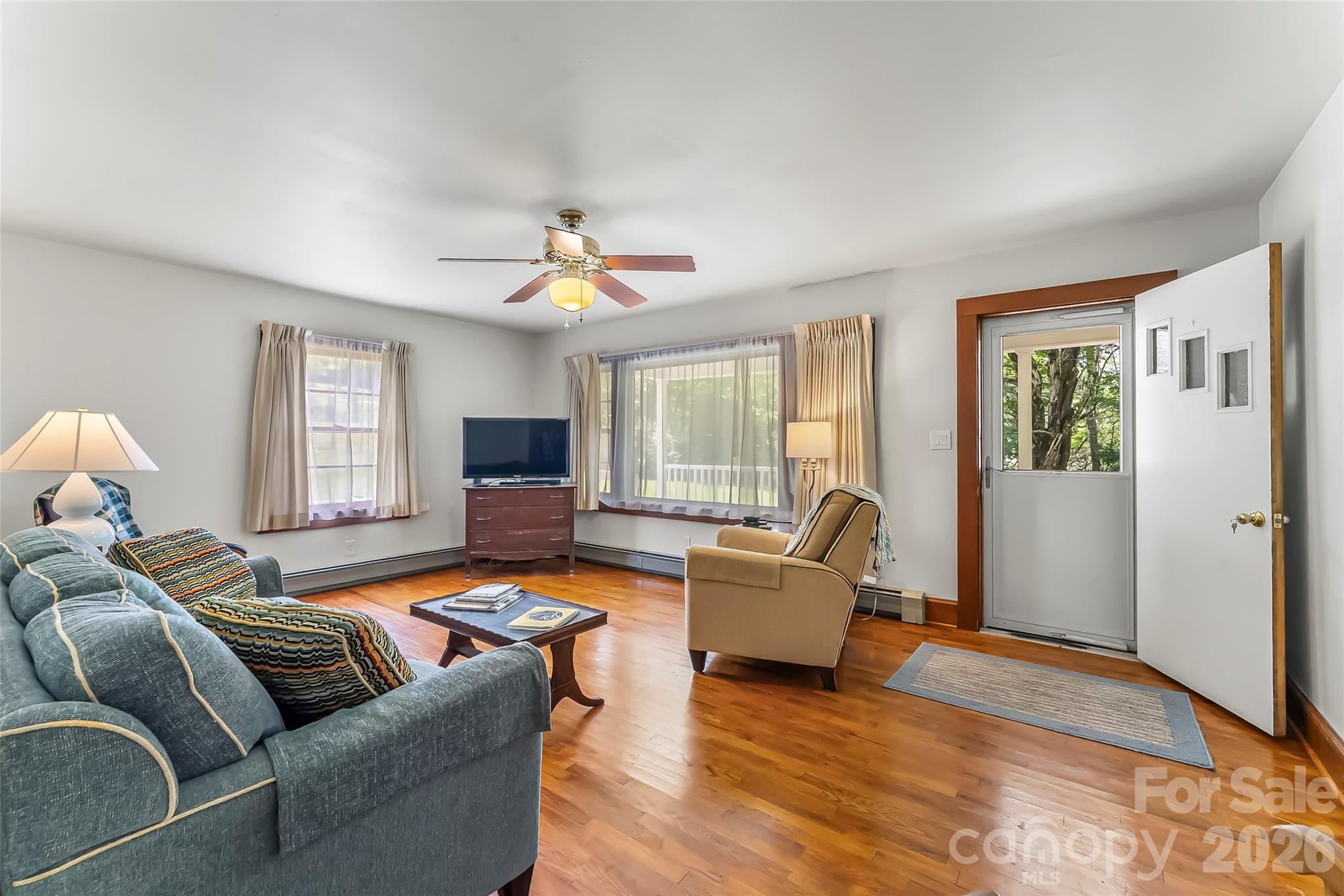 127 Stafford Road — Spruce Pine