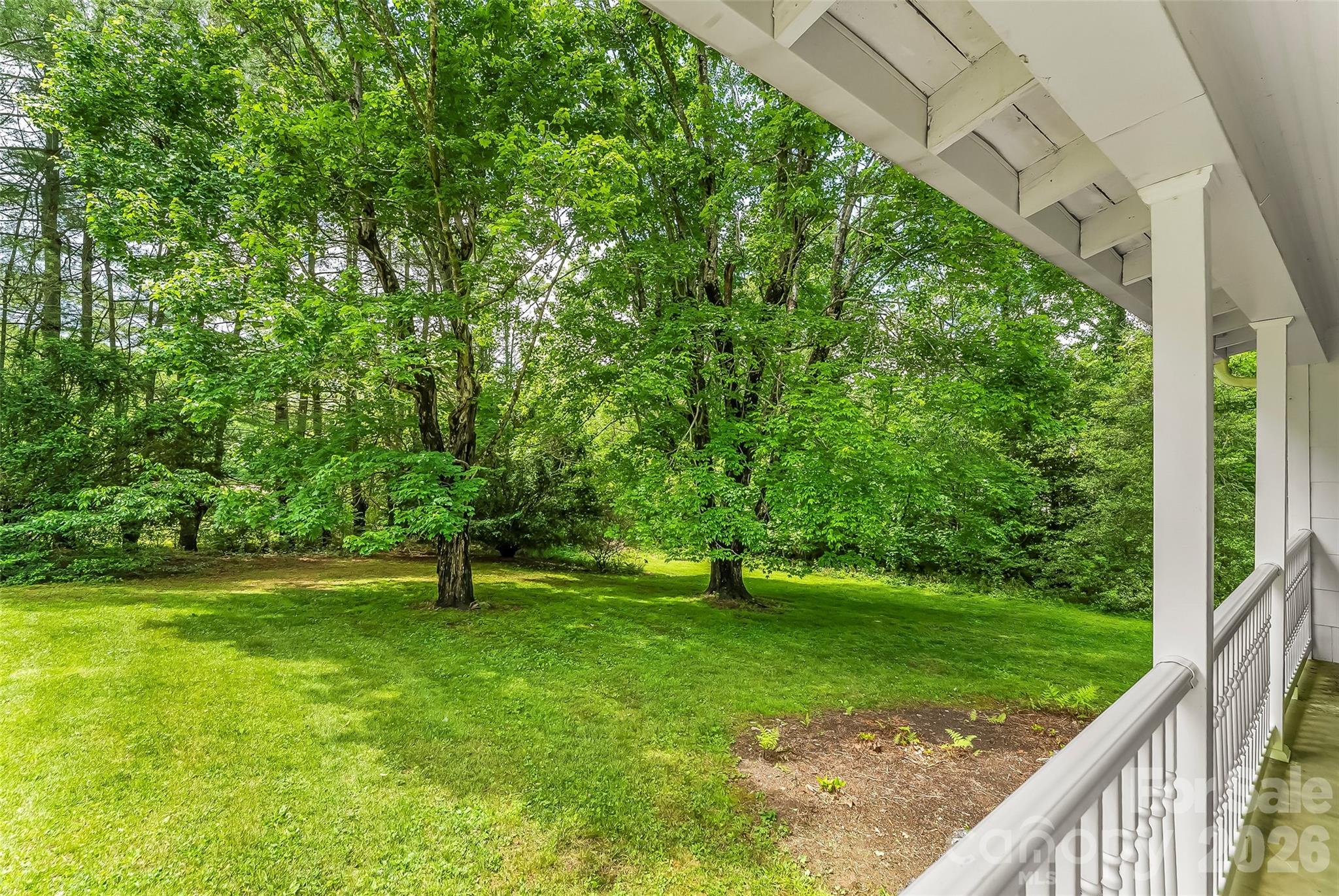 127 Stafford Road — Spruce Pine