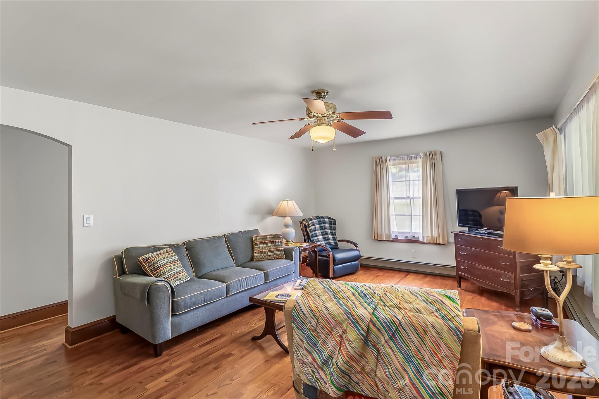 127 Stafford Road — Spruce Pine