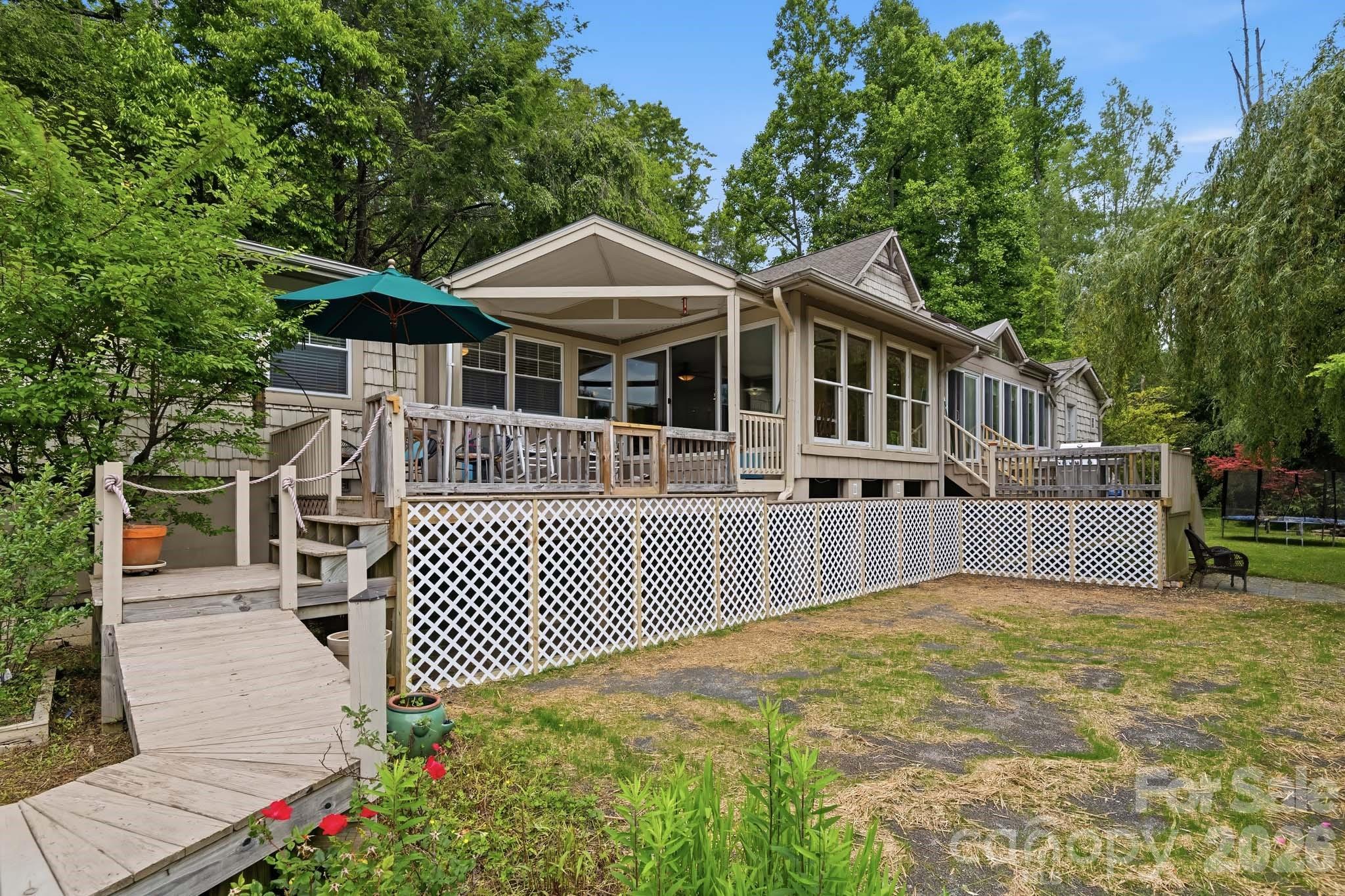 11 Echo Lake Drive — Fairview