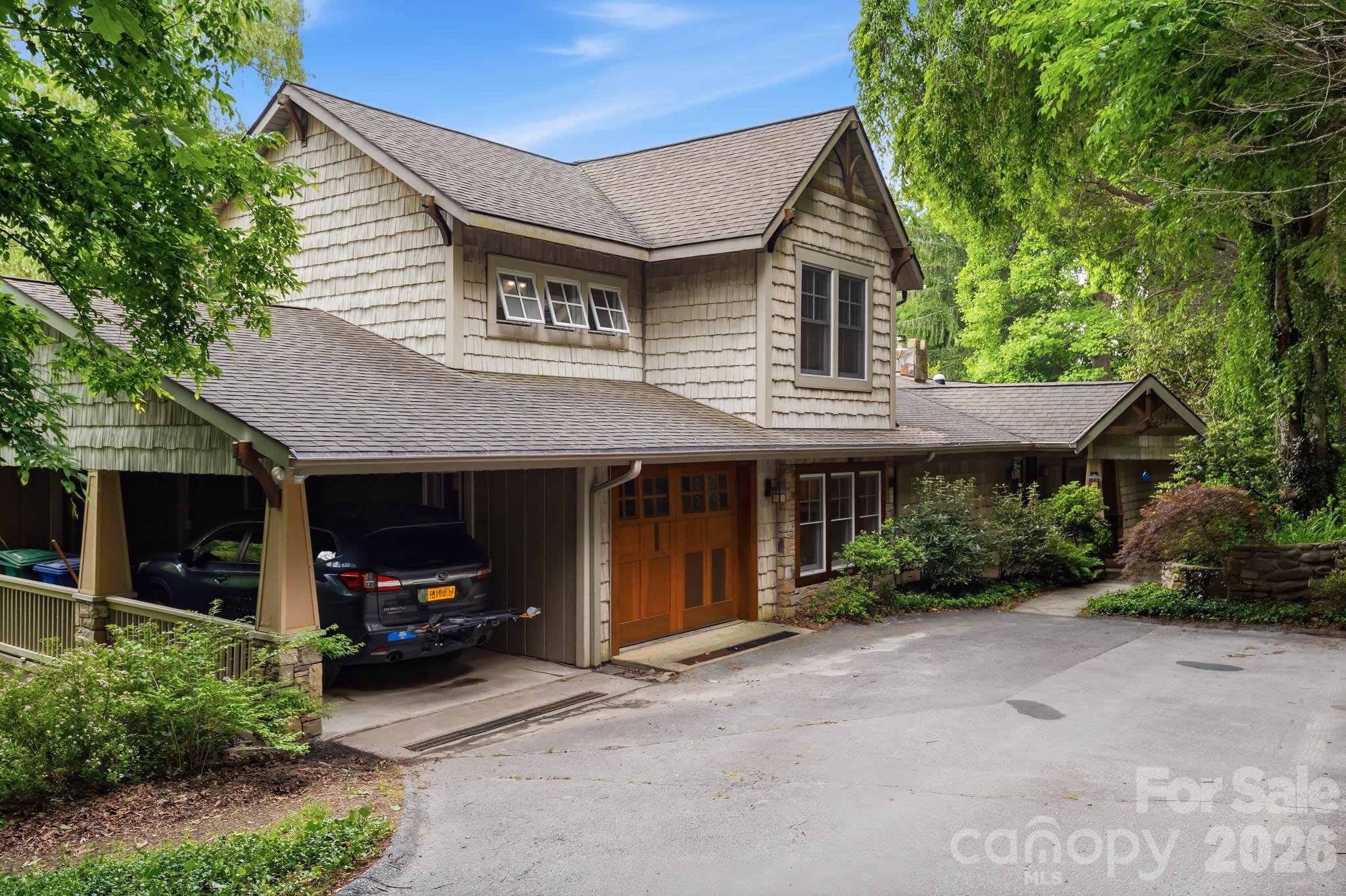 11 Echo Lake Drive — Fairview