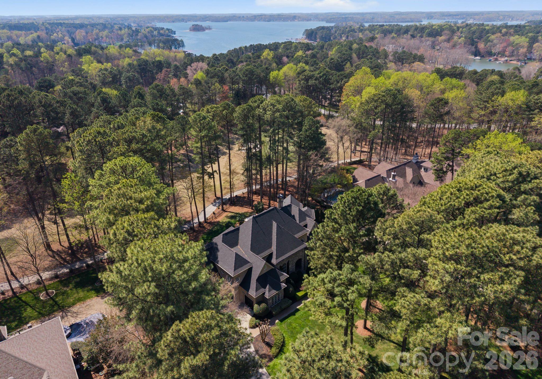 129 Marstons Mill Drive — Mooresville