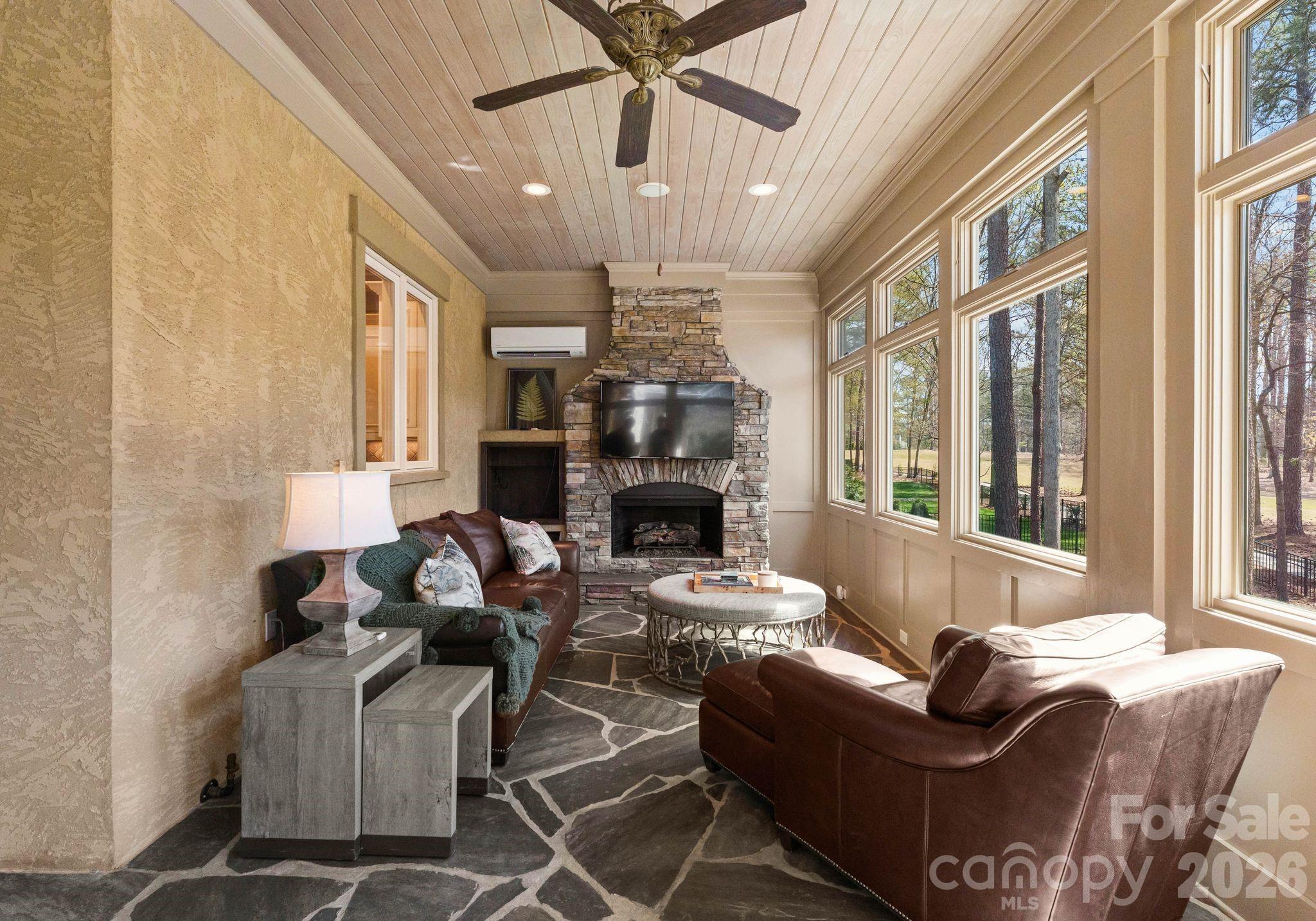 129 Marstons Mill Drive — Mooresville