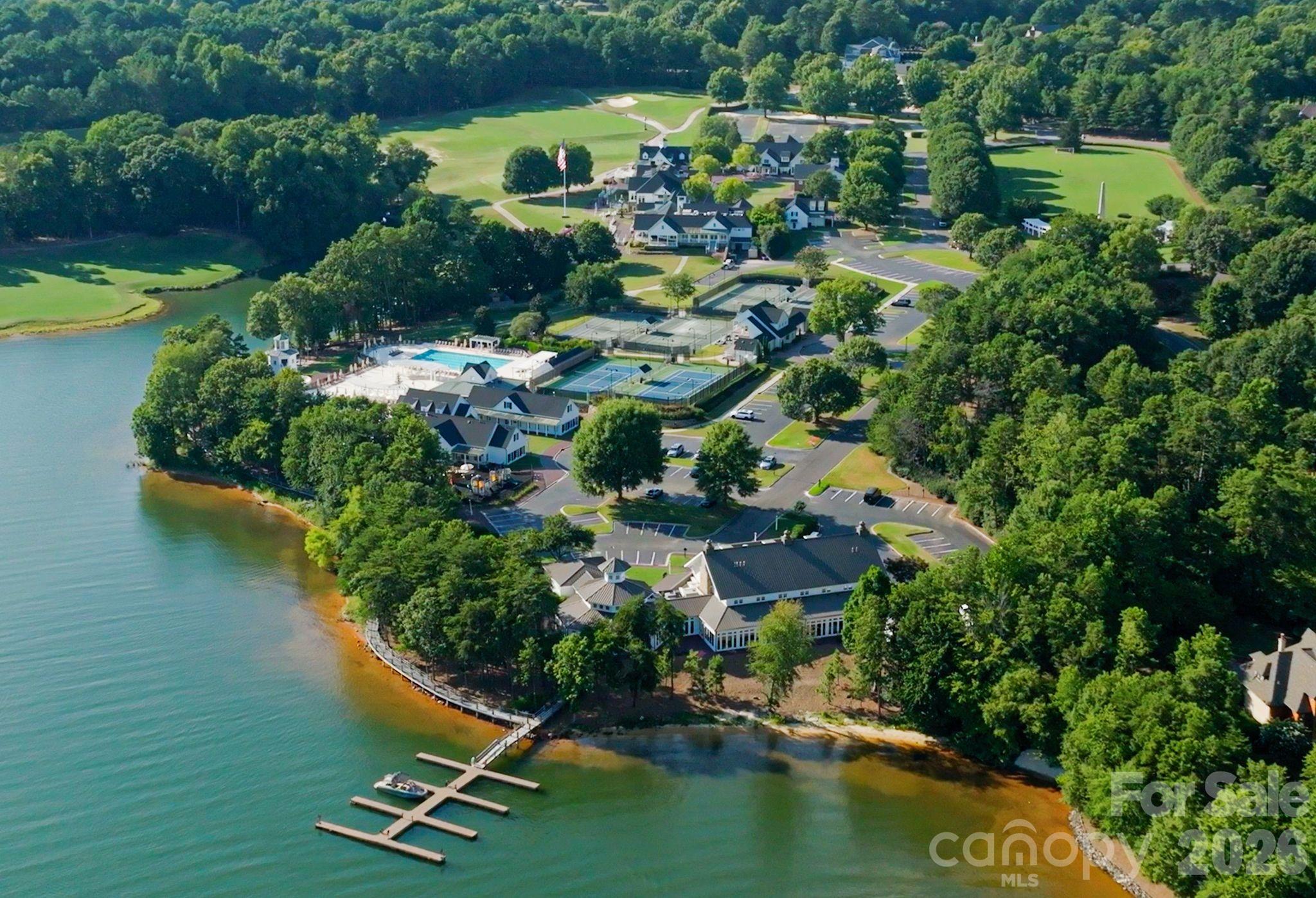 129 Marstons Mill Drive — Mooresville