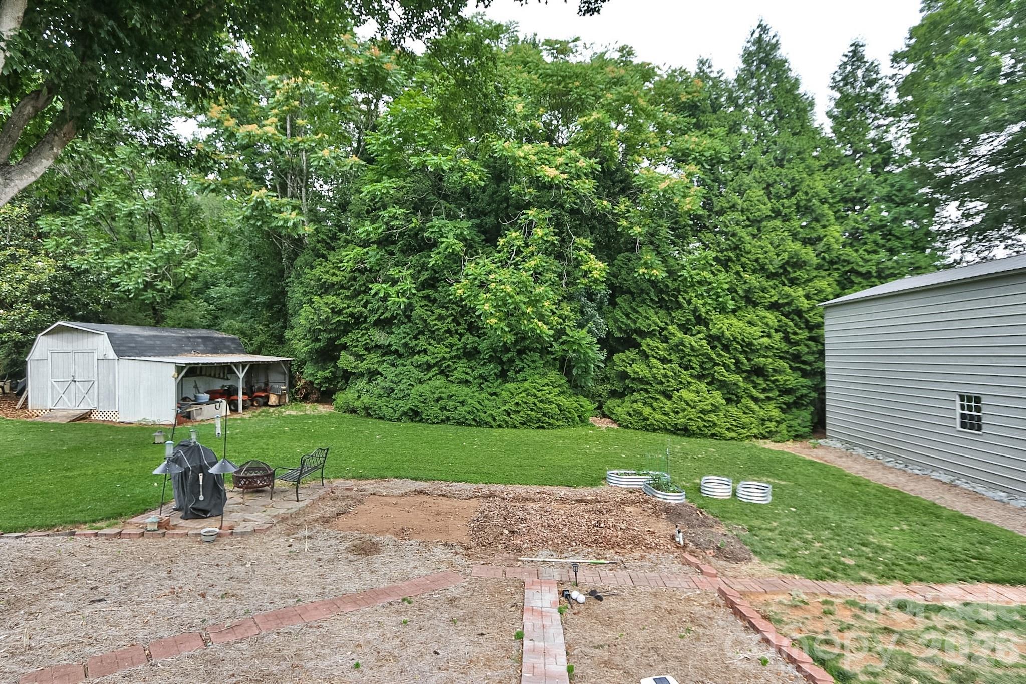 167 Speas Avenue — Boonville