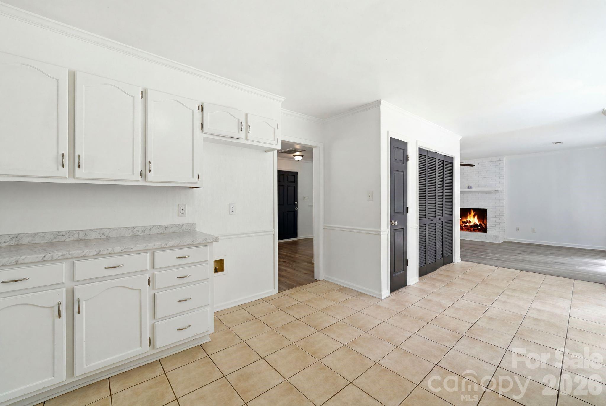 2819 Royal Ridge Lane — Charlotte