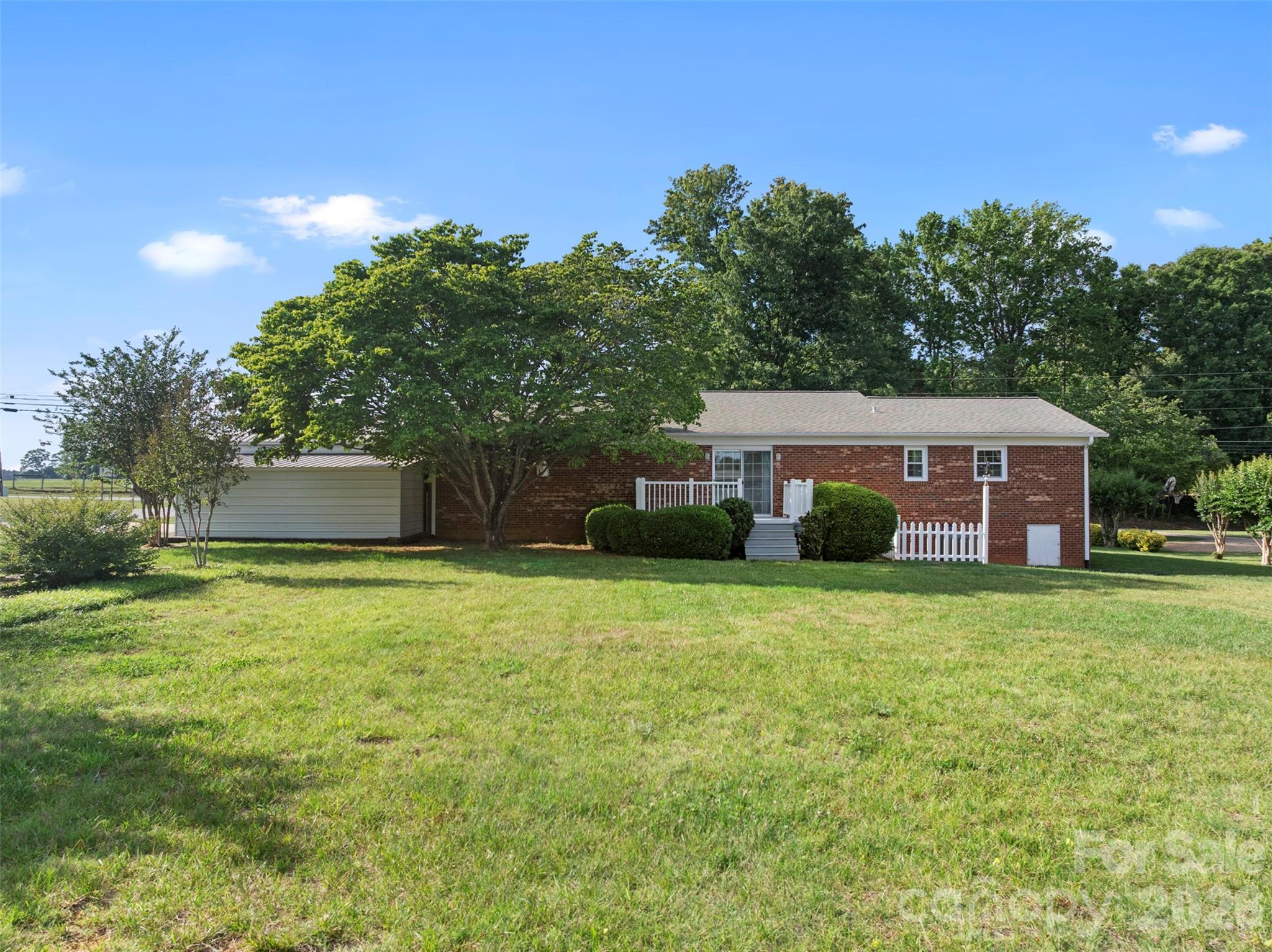 1413 Jersey Church Road — Lexington