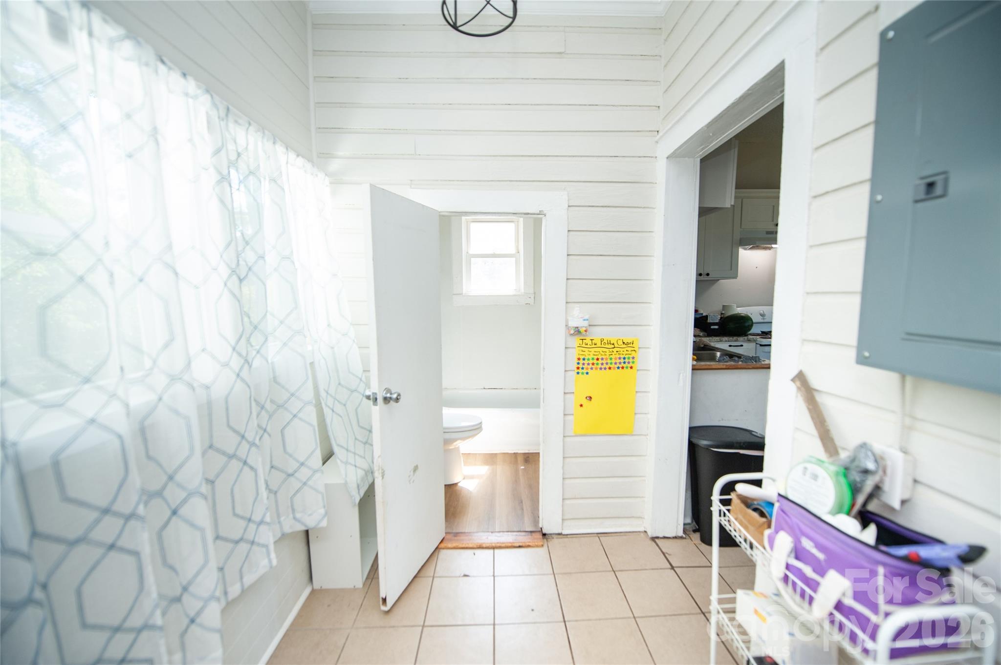 128 Fleming Avenue — Pacolet