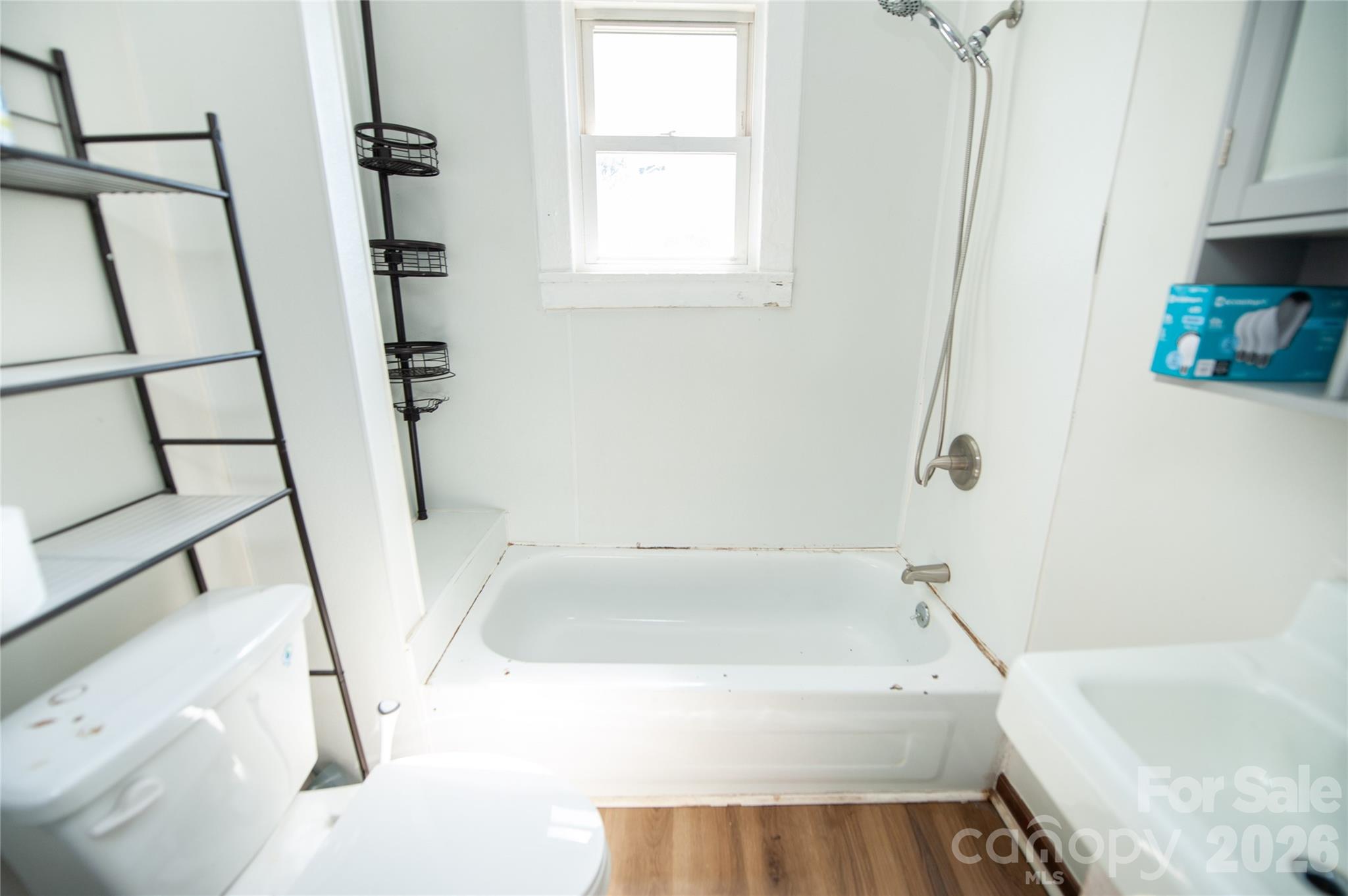 128 Fleming Avenue — Pacolet