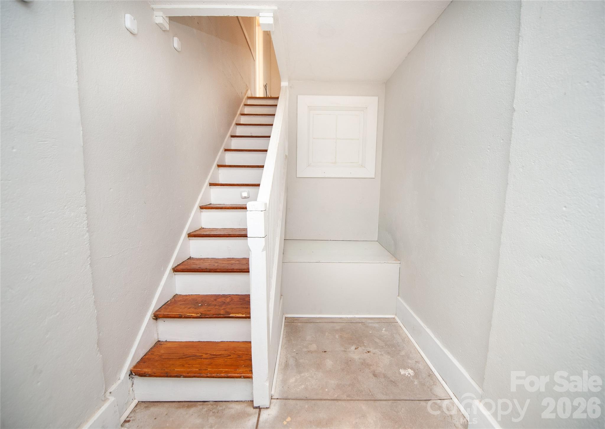 128 Fleming Avenue — Pacolet