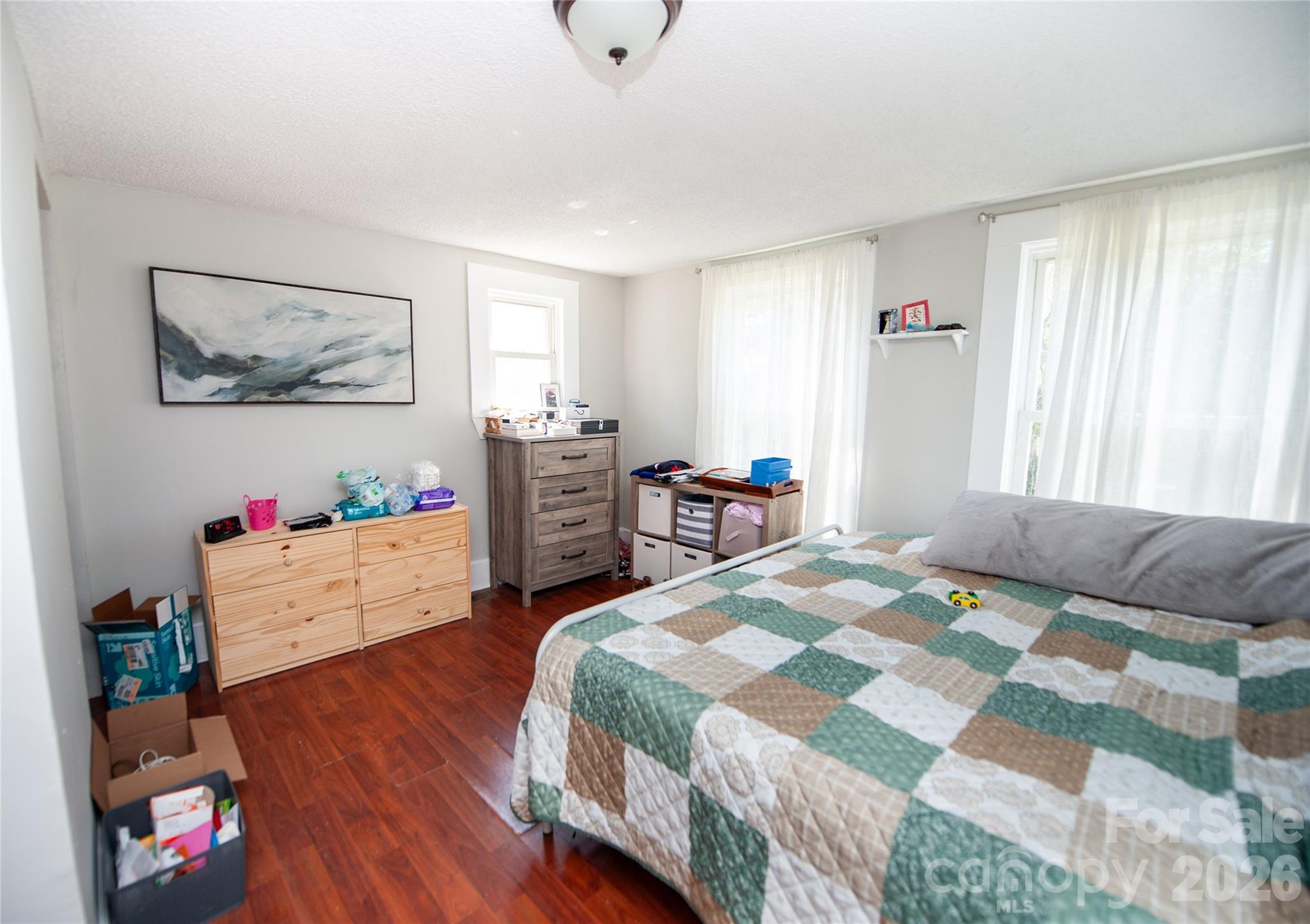 128 Fleming Avenue — Pacolet
