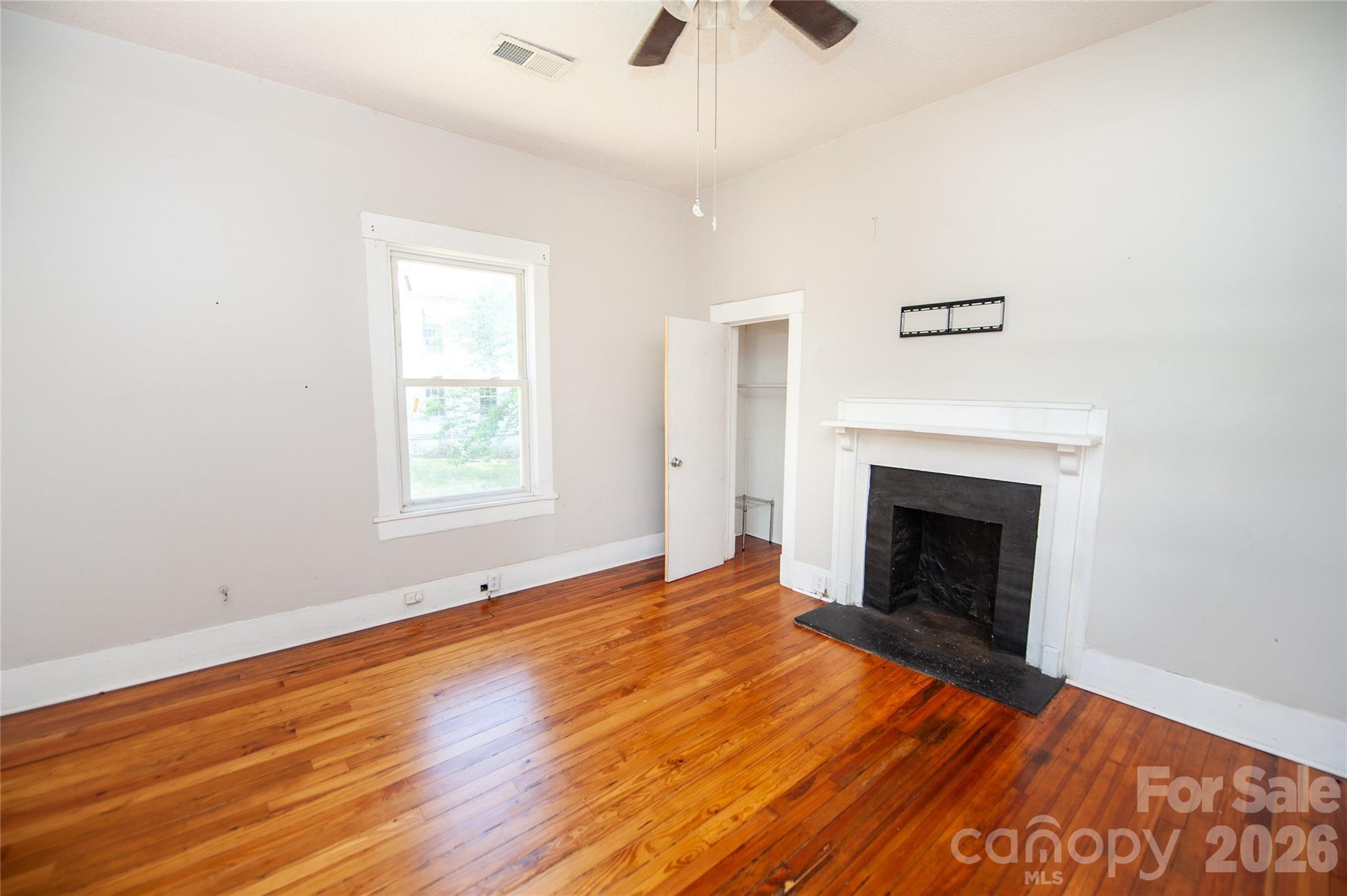 128 Fleming Avenue — Pacolet