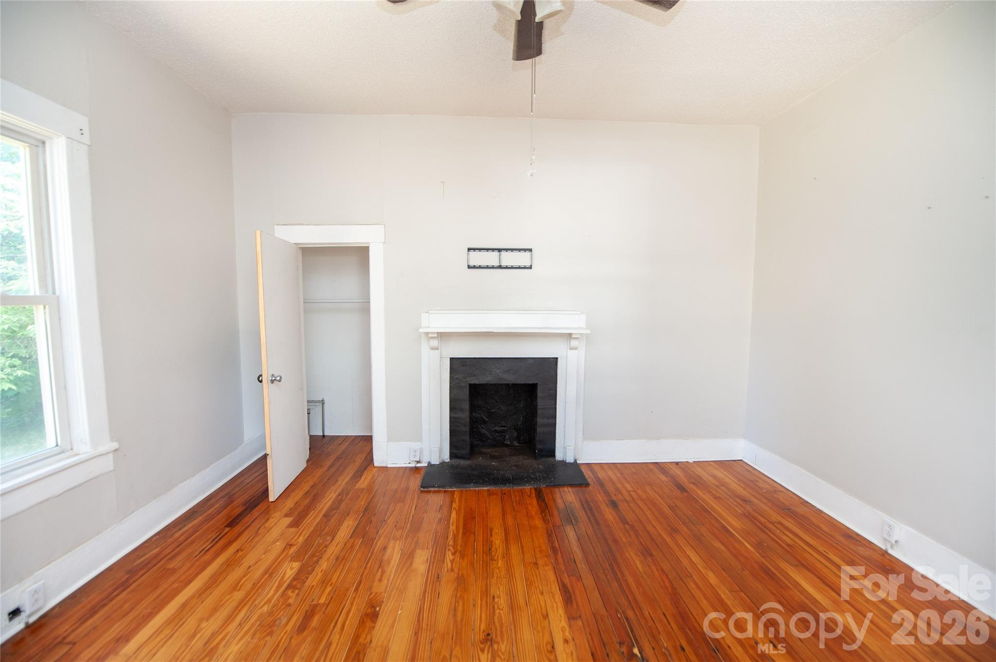 128 Fleming Avenue — Pacolet