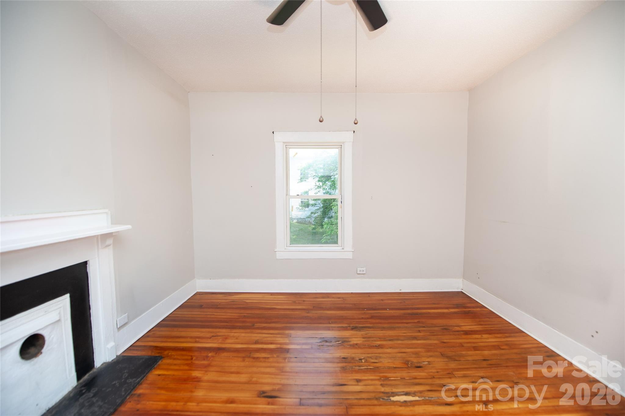 128 Fleming Avenue — Pacolet
