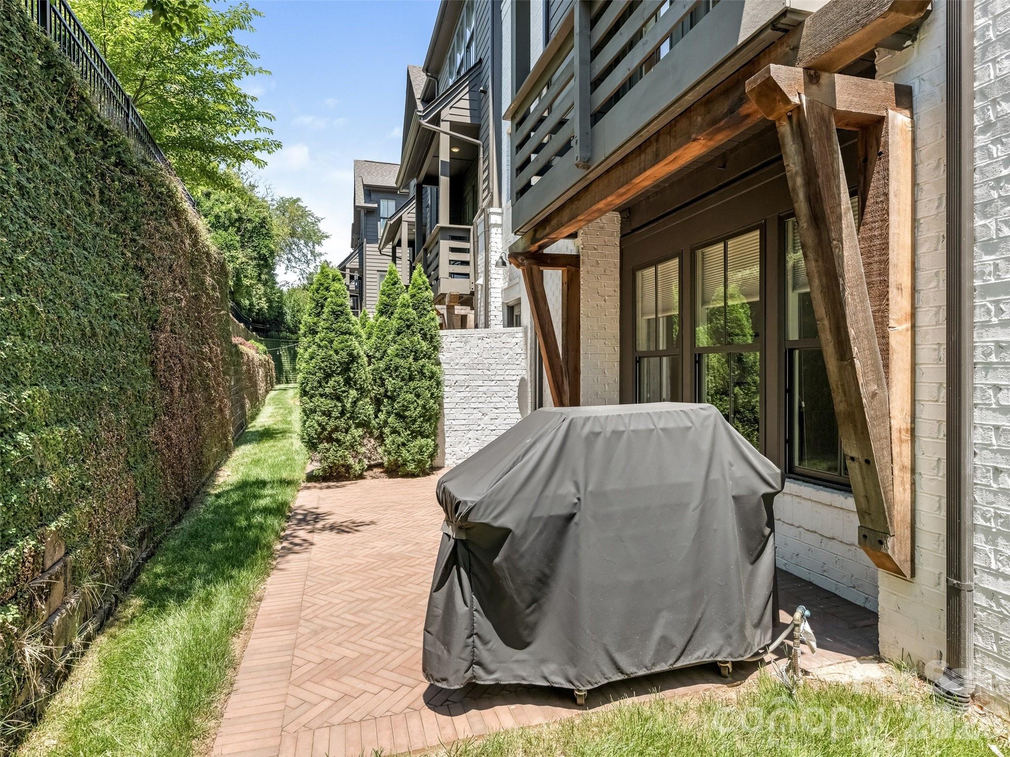 2115 Nolen Ridge Avenue — Charlotte
