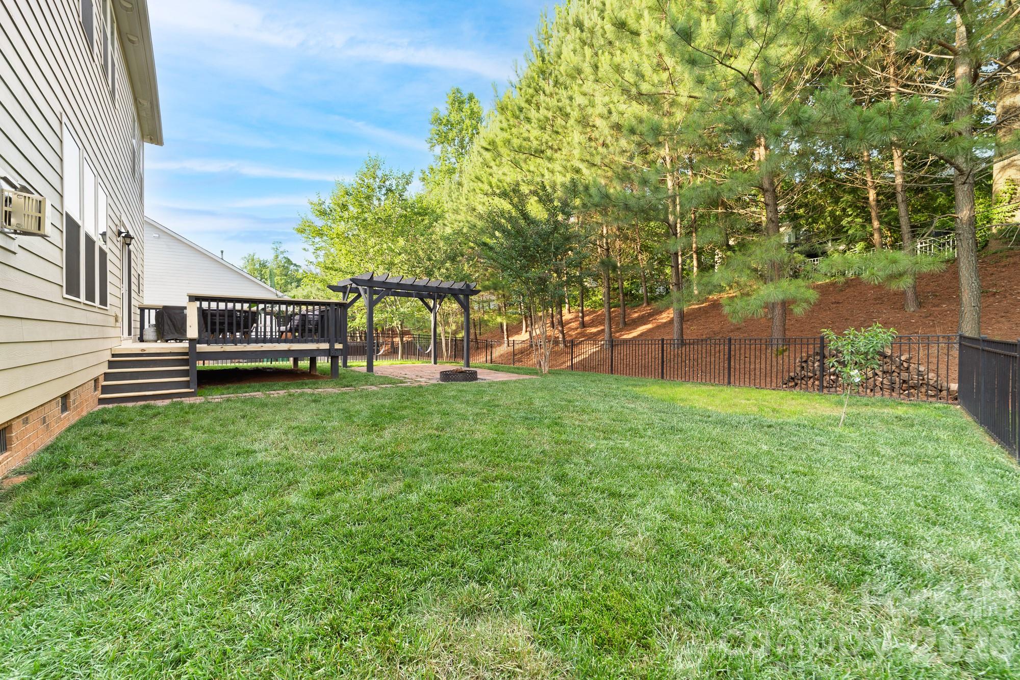 533 Academy Street — McAdenville