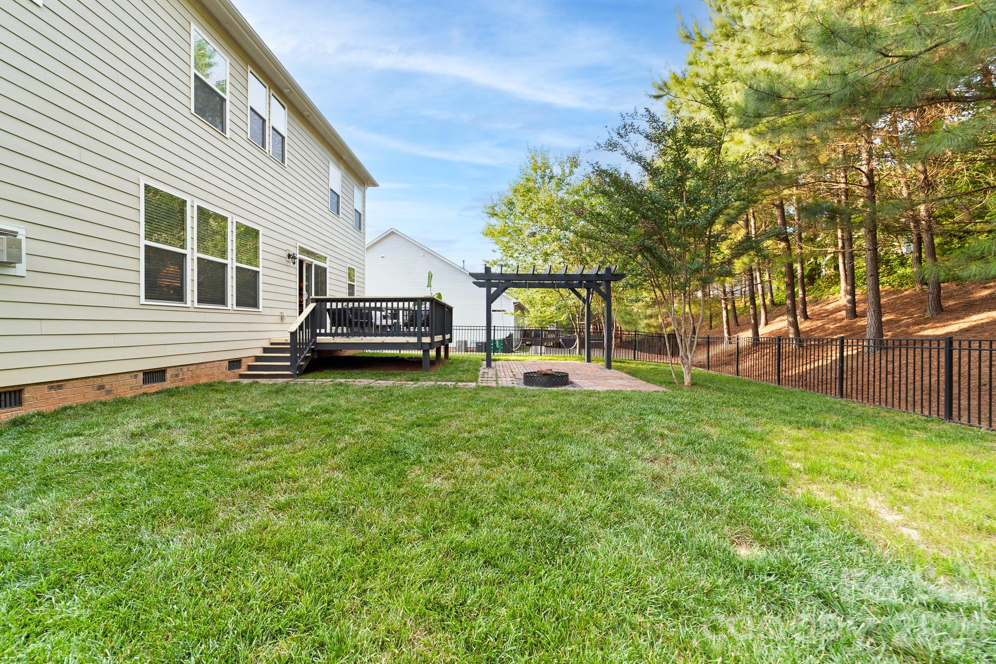 533 Academy Street — McAdenville