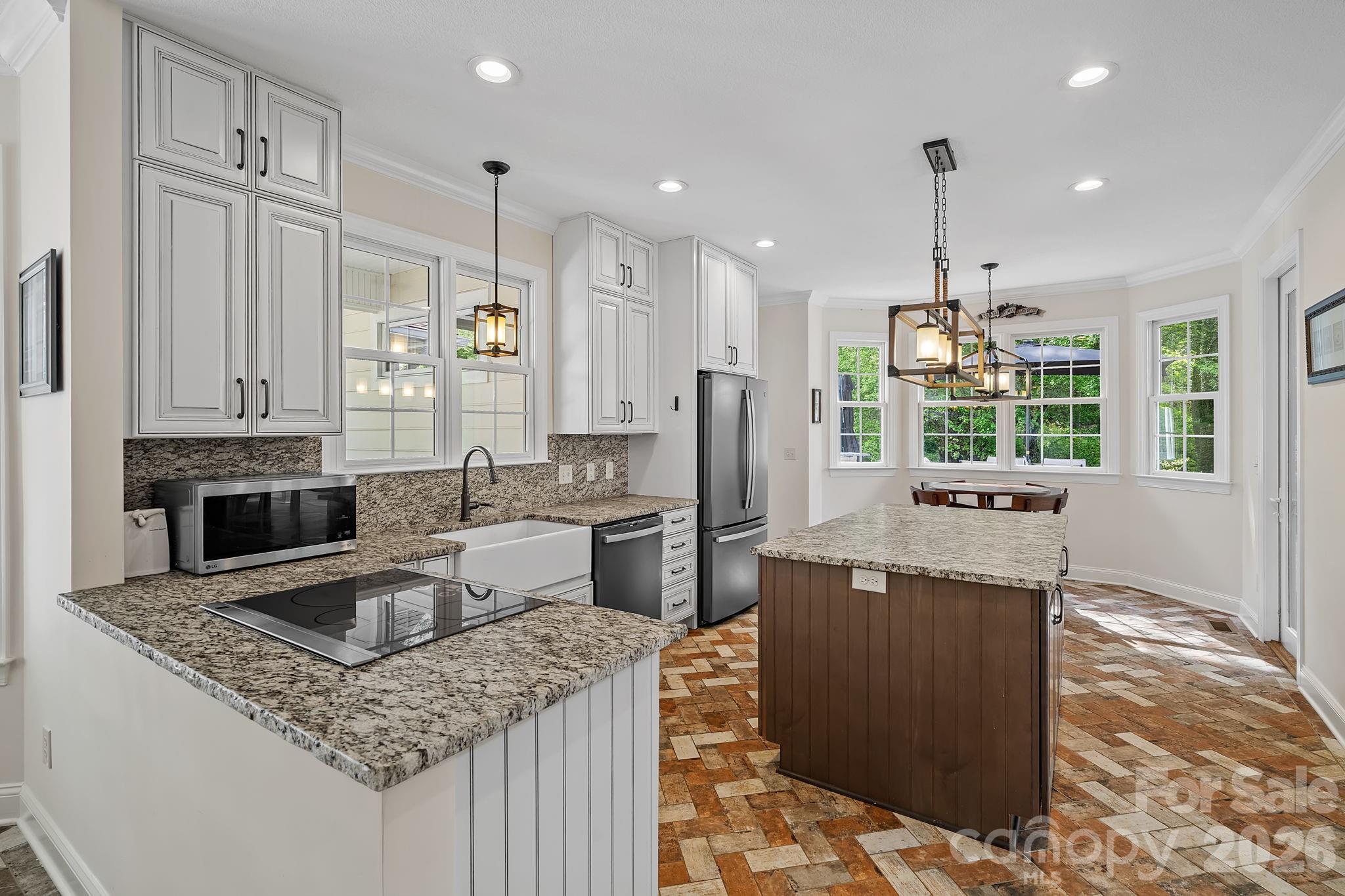 9 Whispering Meadows Drive — Fairview