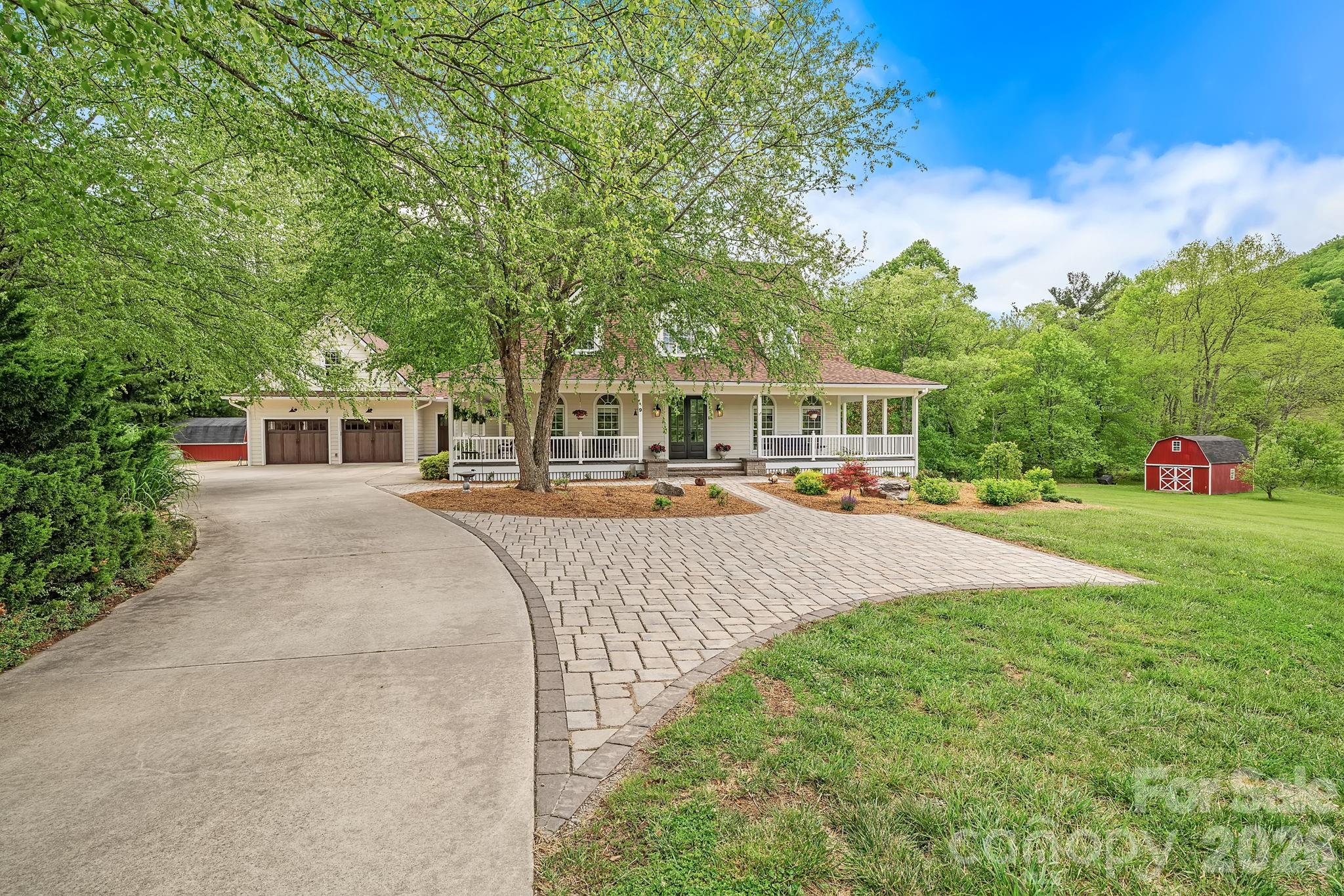9 Whispering Meadows Drive — Fairview
